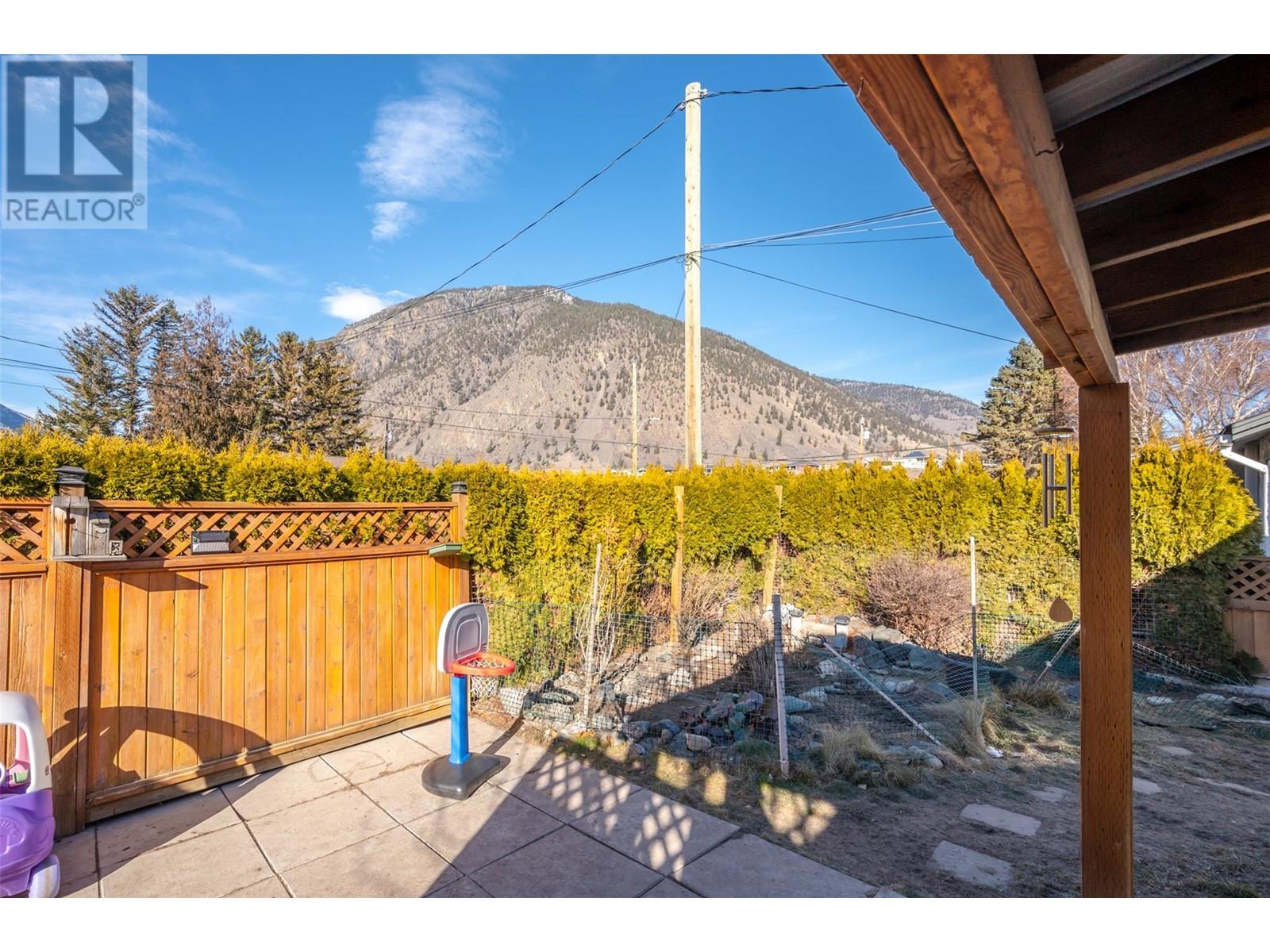 607 4th Street Unit# 1, Keremeos, British Columbia  V0X 1N3 - Photo 15 - 10329312