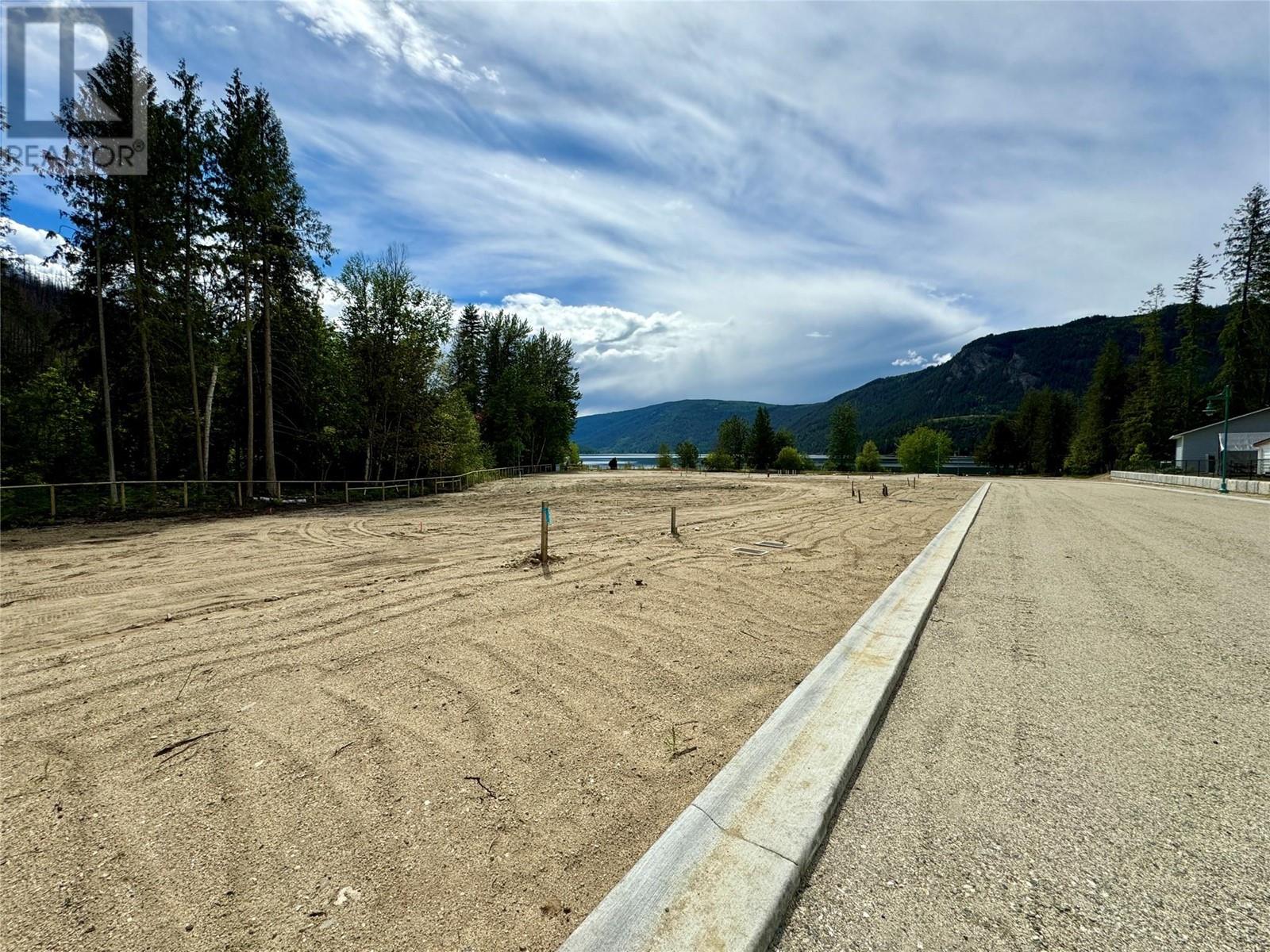 1 Sicamous Creek Road Lot# 10, Sicamous, British Columbia  V0E 2V1 - Photo 11 - 10329268