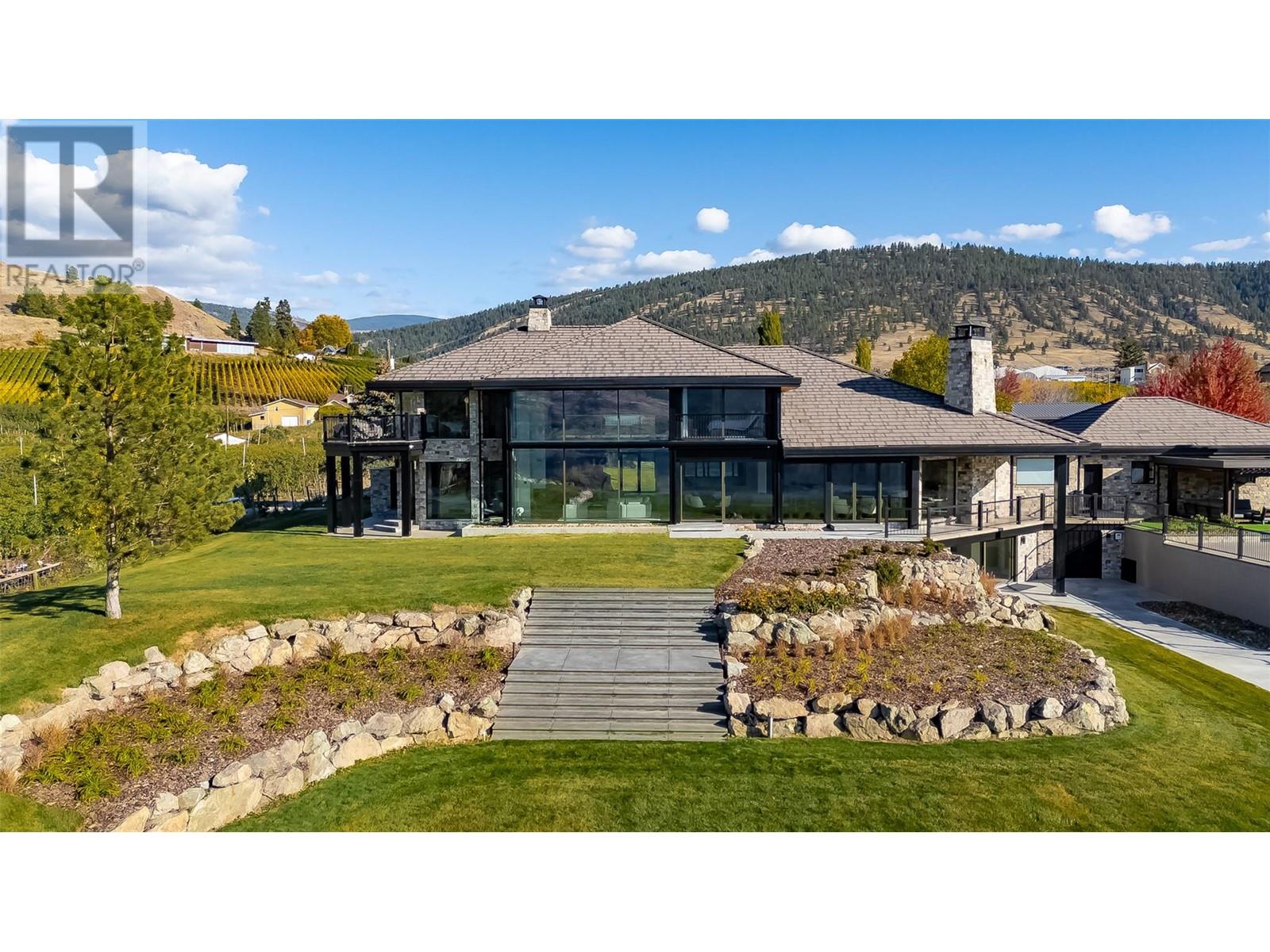 331 & 345 Lower Bench Road, Penticton, British Columbia  V2A 8V4 - Photo 2 - 10329395