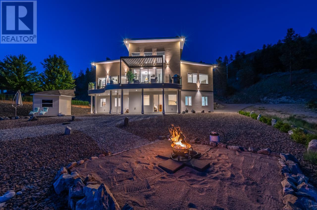 209 Ricard Place, Okanagan Falls, British Columbia  V0H 1R5 - Photo 4 - 10329470