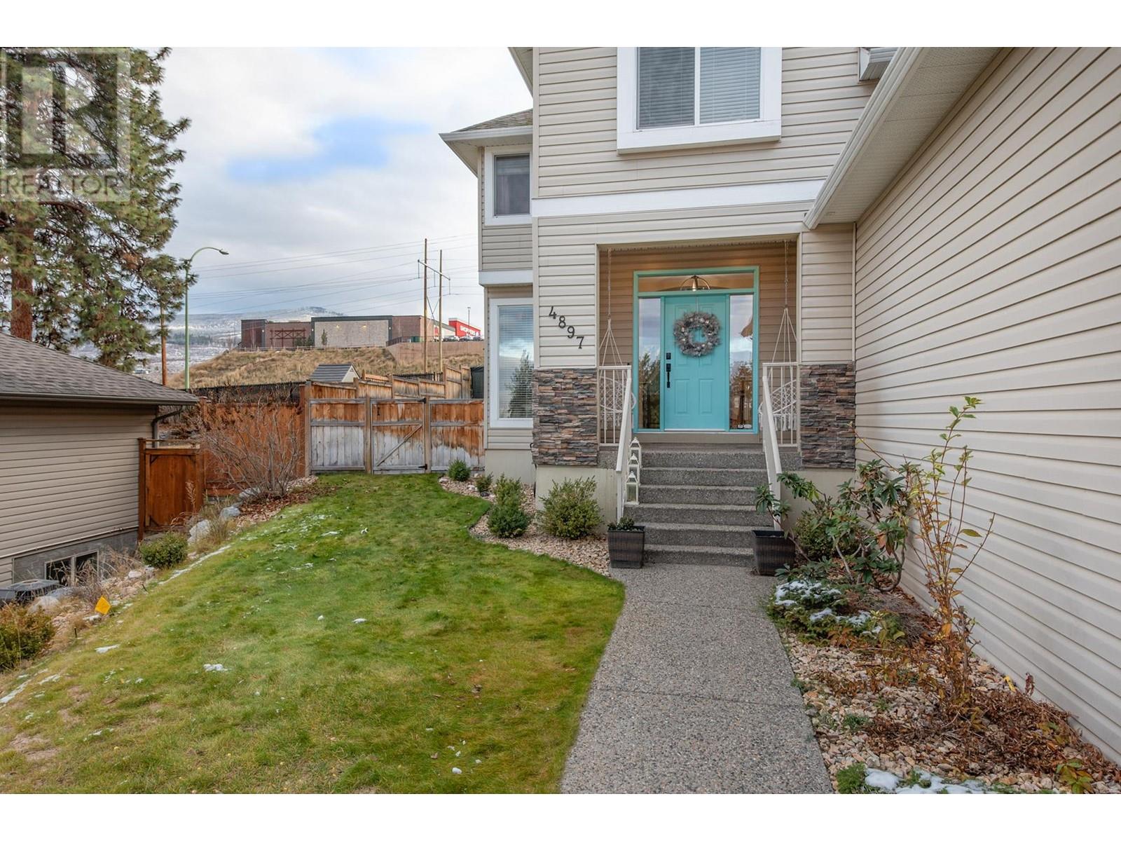 4897 Warbler Court, Kelowna, British Columbia  V1W 5A1 - Photo 7 - 10329248