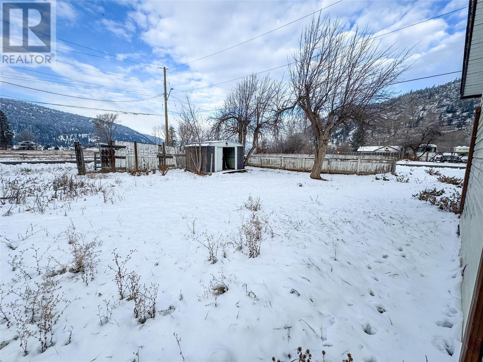 1201 Hicks Avenue, Merritt, British Columbia  V1K 1K7 - Photo 4 - 10329685