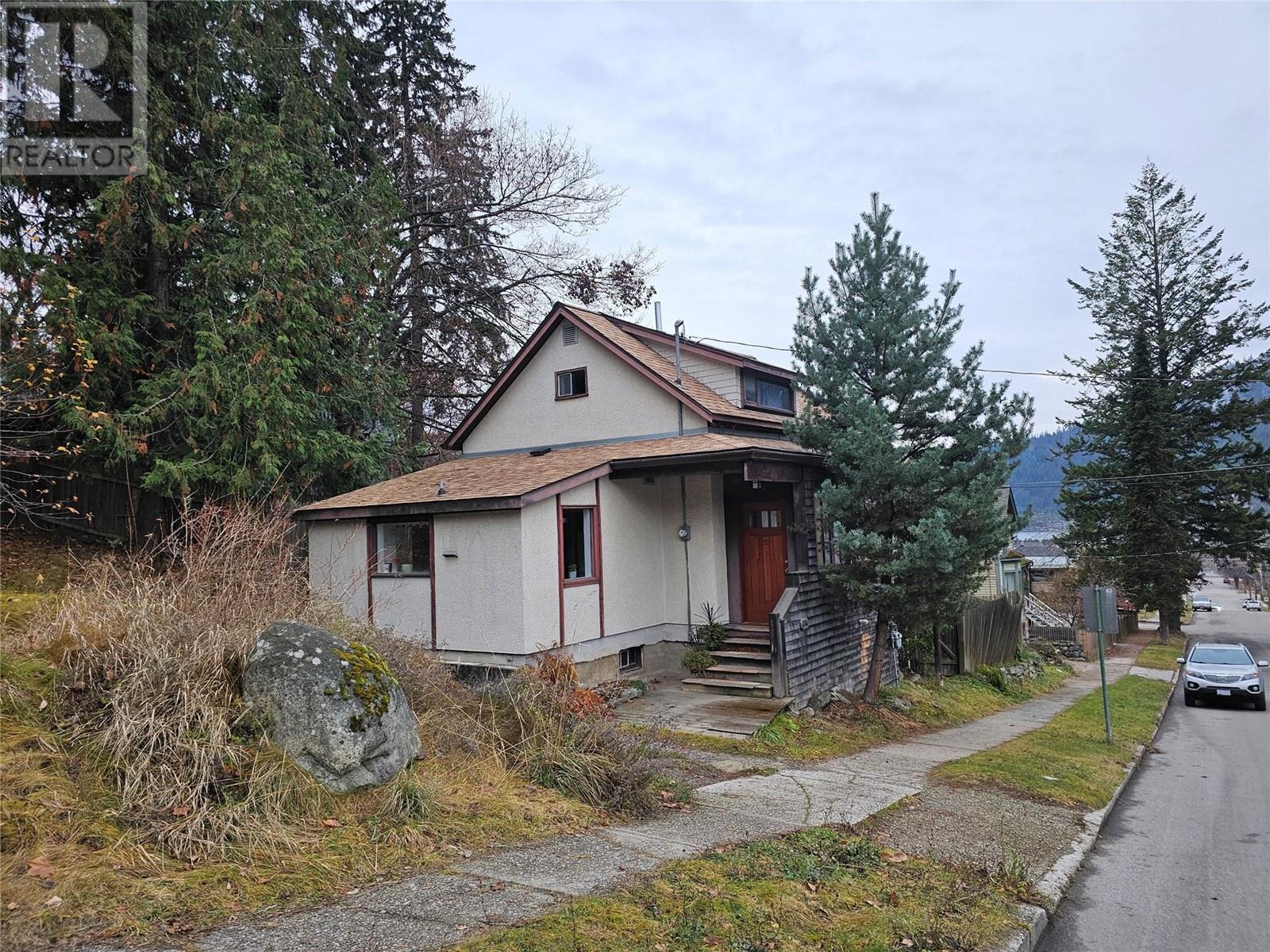 714 Behnsen Street, Nelson, British Columbia  V1L 3X4 - Photo 19 - 10329756