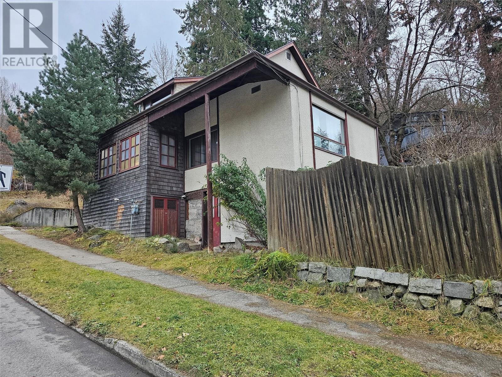 714 Behnsen Street, Nelson, British Columbia  V1L 3X4 - Photo 31 - 10329756