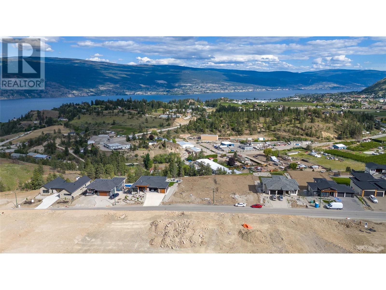 17555 Sanborn Street, Summerland, British Columbia  V0H 1Z6 - Photo 6 - 10330381