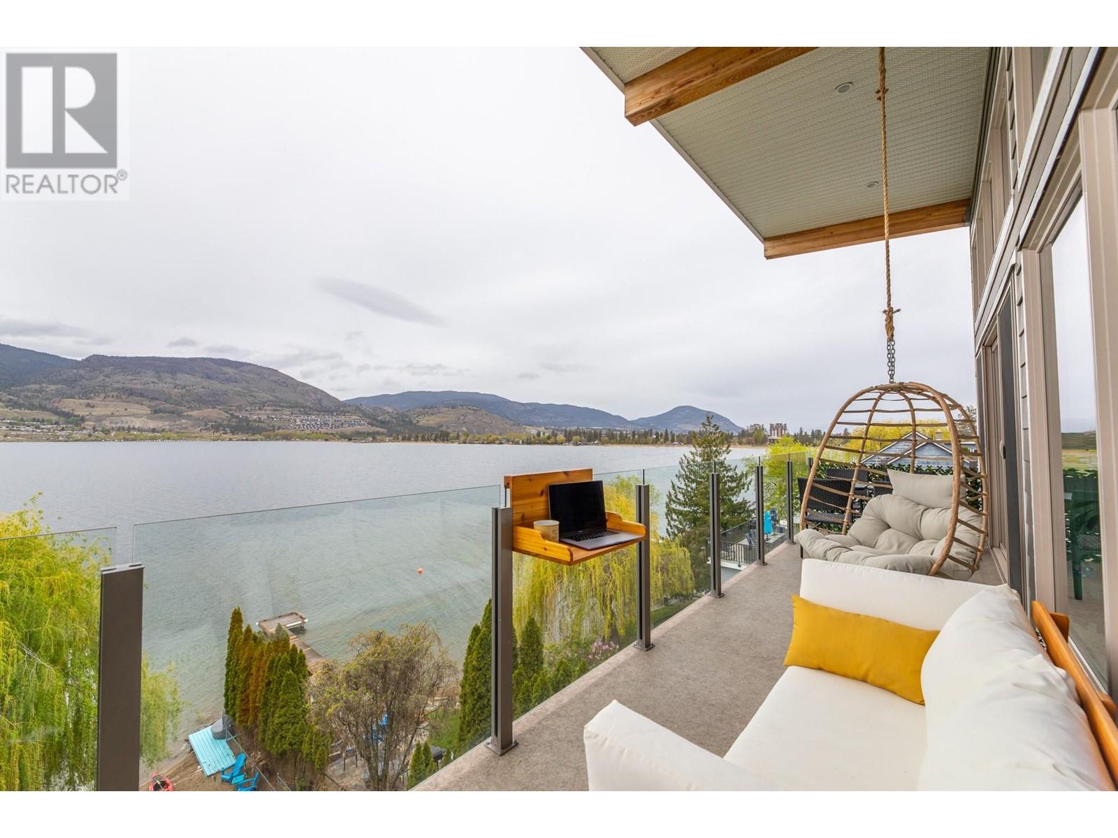 4009 Lakeside Road, Penticton, British Columbia  V2A 8W3 - Photo 15 - 10330402