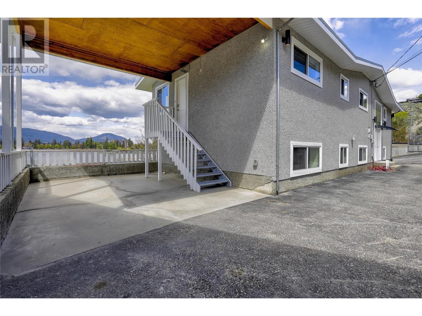 3951 Lakeside Road, Penticton, British Columbia  V2A 8W3 - Photo 27 - 10330420