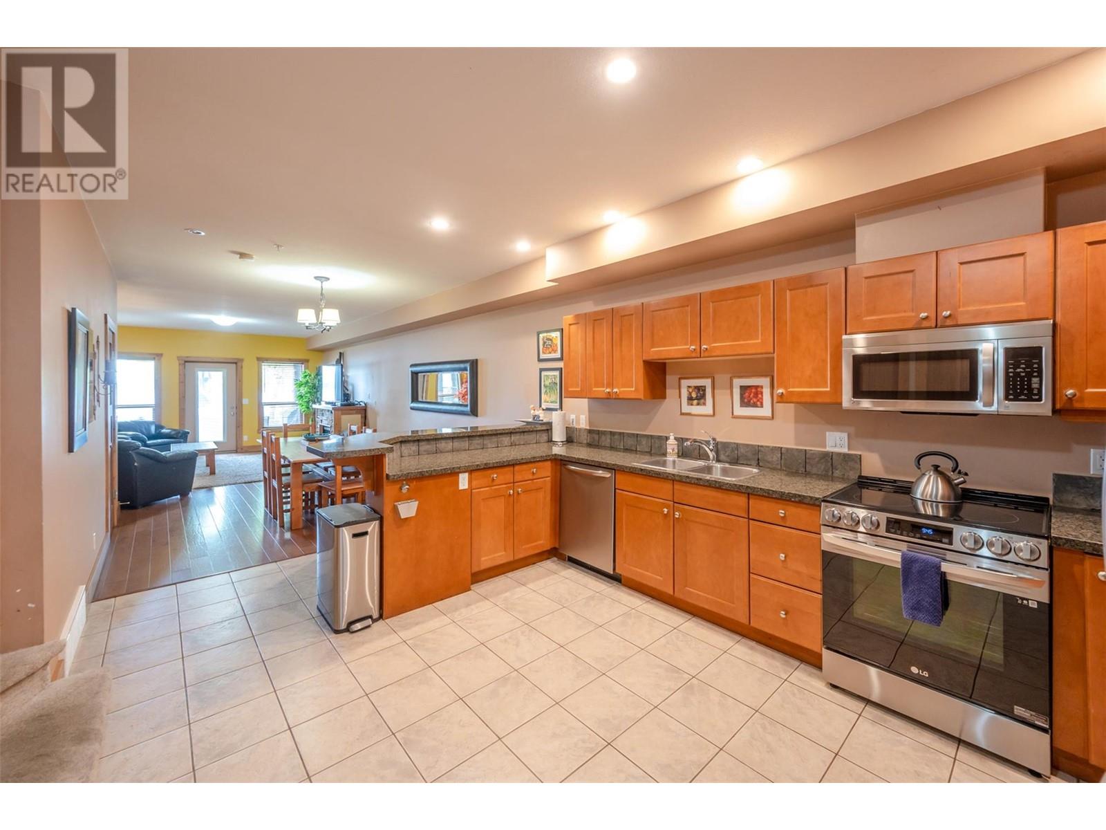 5401 Lakeshore Drive Unit# 104, Osoyoos, British Columbia  V0H 1V6 - Photo 22 - 10329714