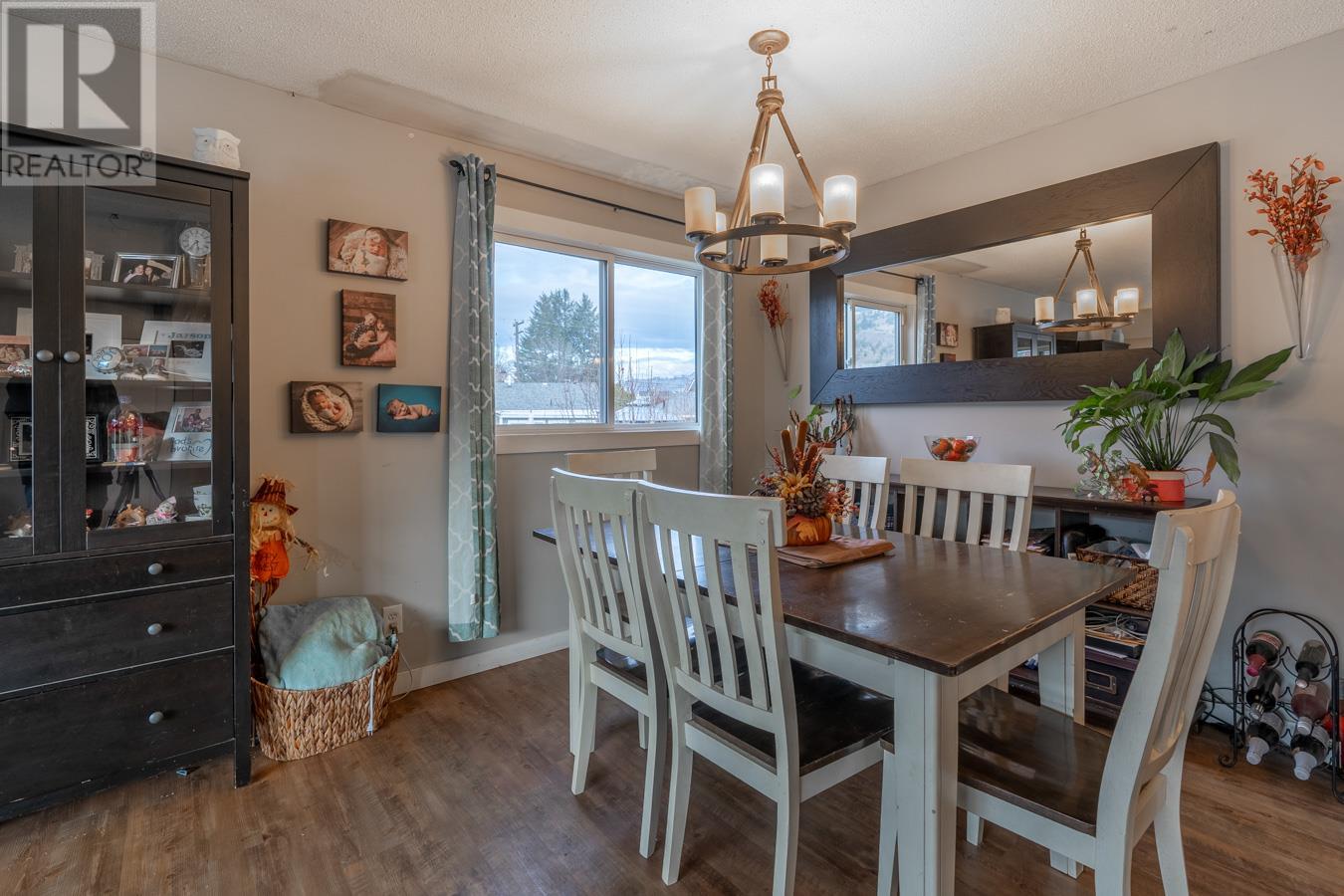 651 Bank Place, Kamloops, British Columbia  V2B 7M1 - Photo 6 - 10330686