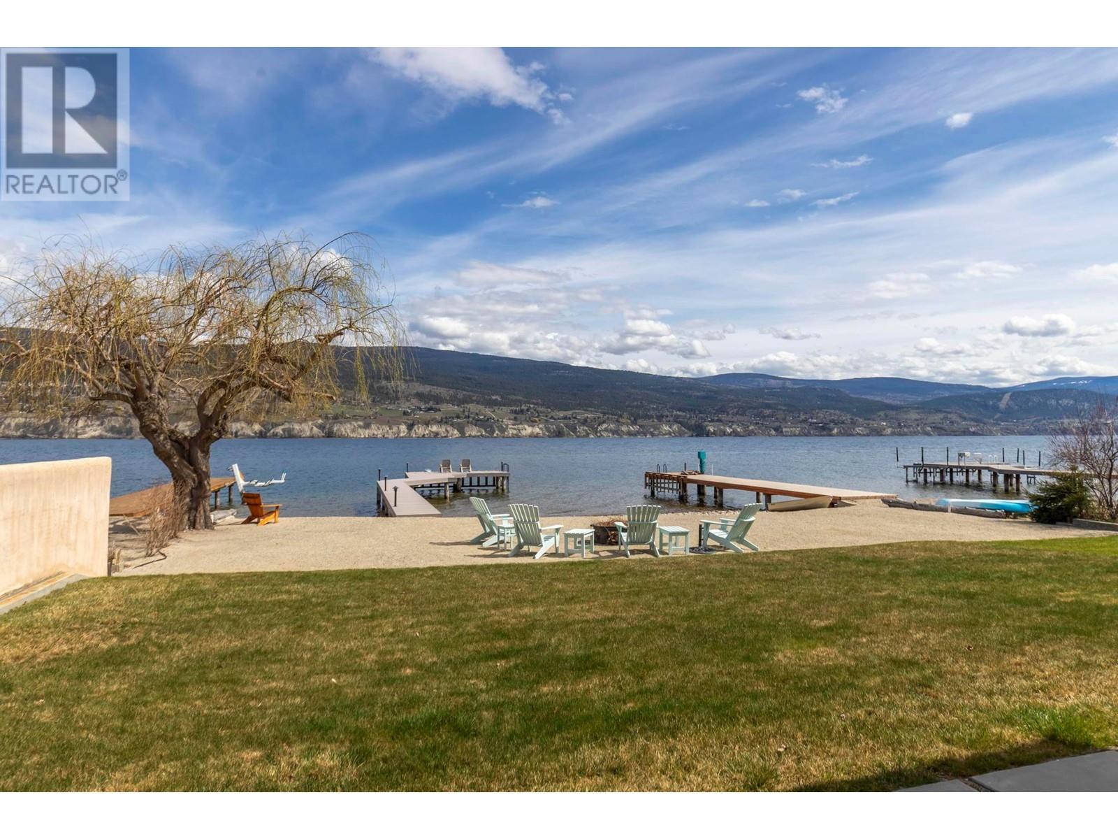 5818 Dale Avenue, Summerland, British Columbia  V0H 1Z9 - Photo 3 - 10330656