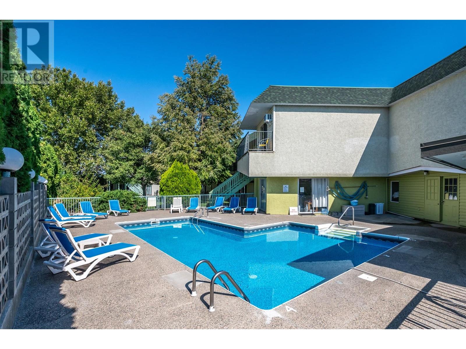 6203 Willow Avenue, Summerland, British Columbia  V0H 1Z4 - Photo 10 - 10331140