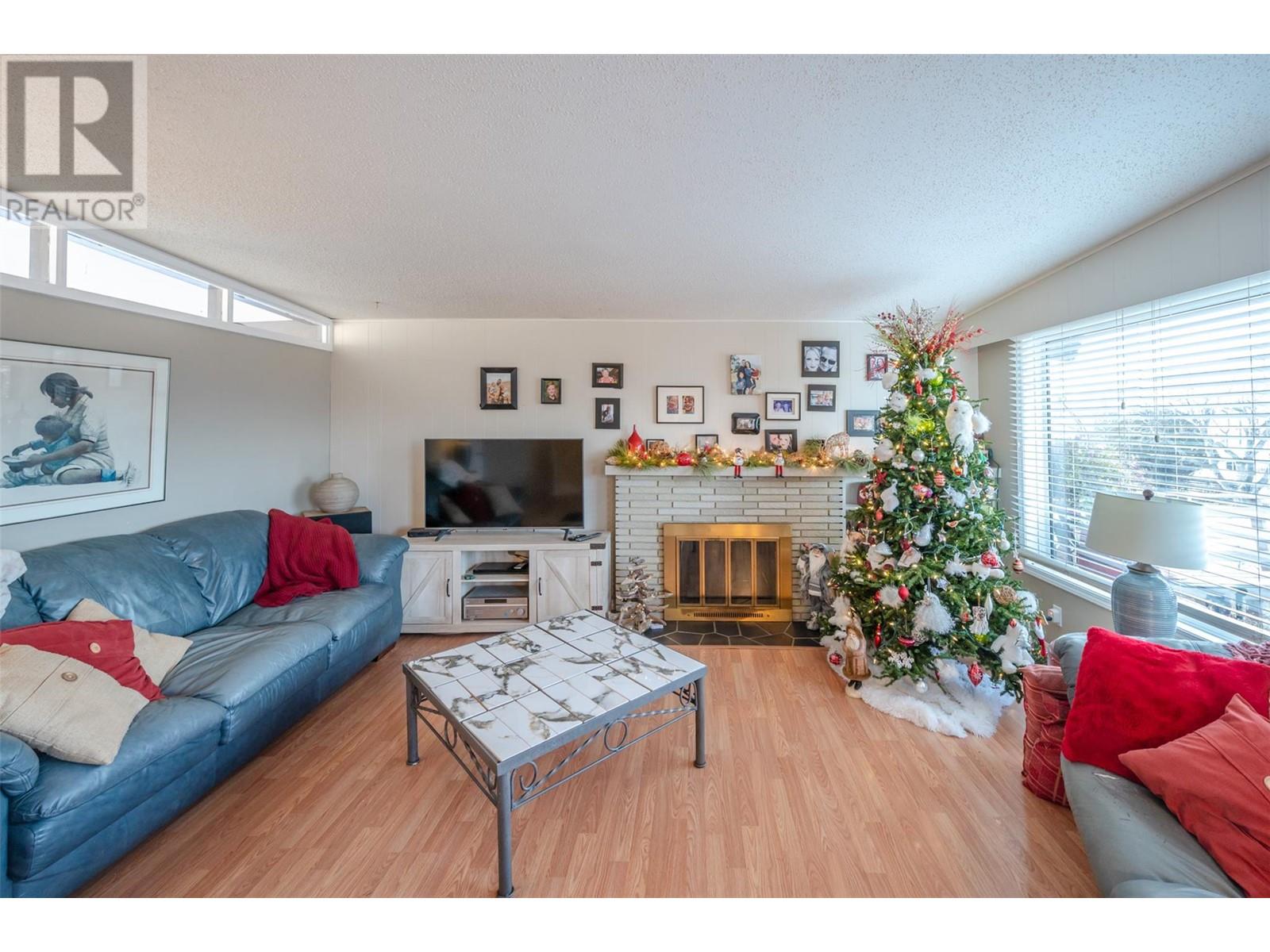 1467 Carmi Drive, Penticton, British Columbia  V2A 4R9 - Photo 5 - 10331656