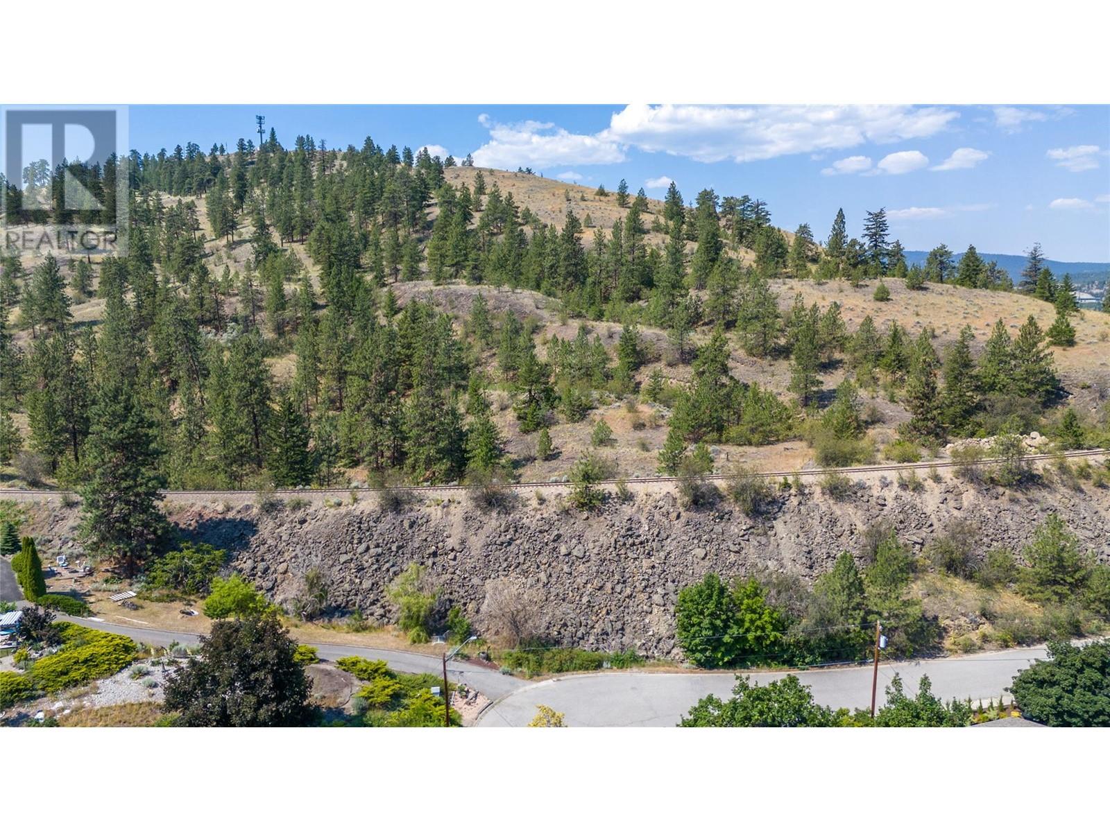 10835 Dunham Cres Crescent, Summerland, British Columbia  V0H 1Z0 - Photo 2 - 10323360