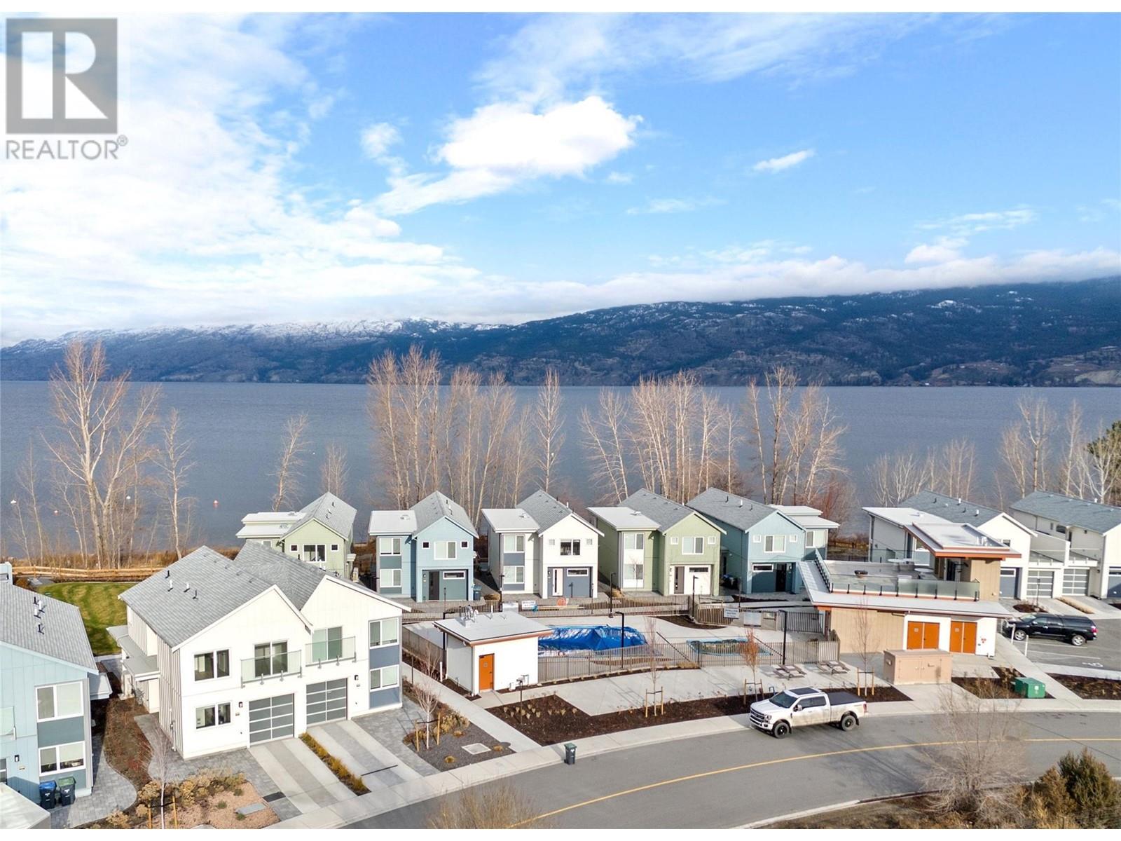 3270 Landry Crescent, Summerland, British Columbia  V0H 1Z9 - Photo 4 - 10331781