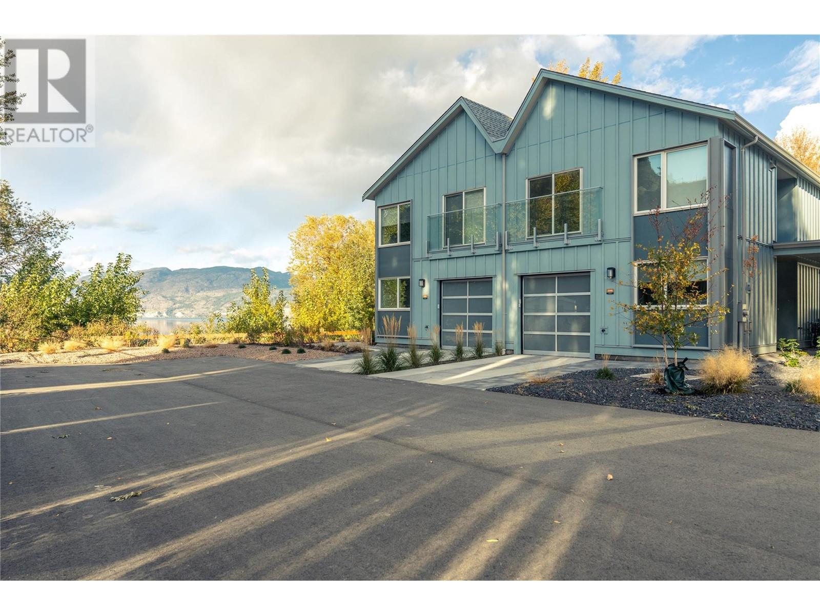 3350 Landry Crescent, Summerland, British Columbia  V0H 1Z9 - Photo 3 - 10332638