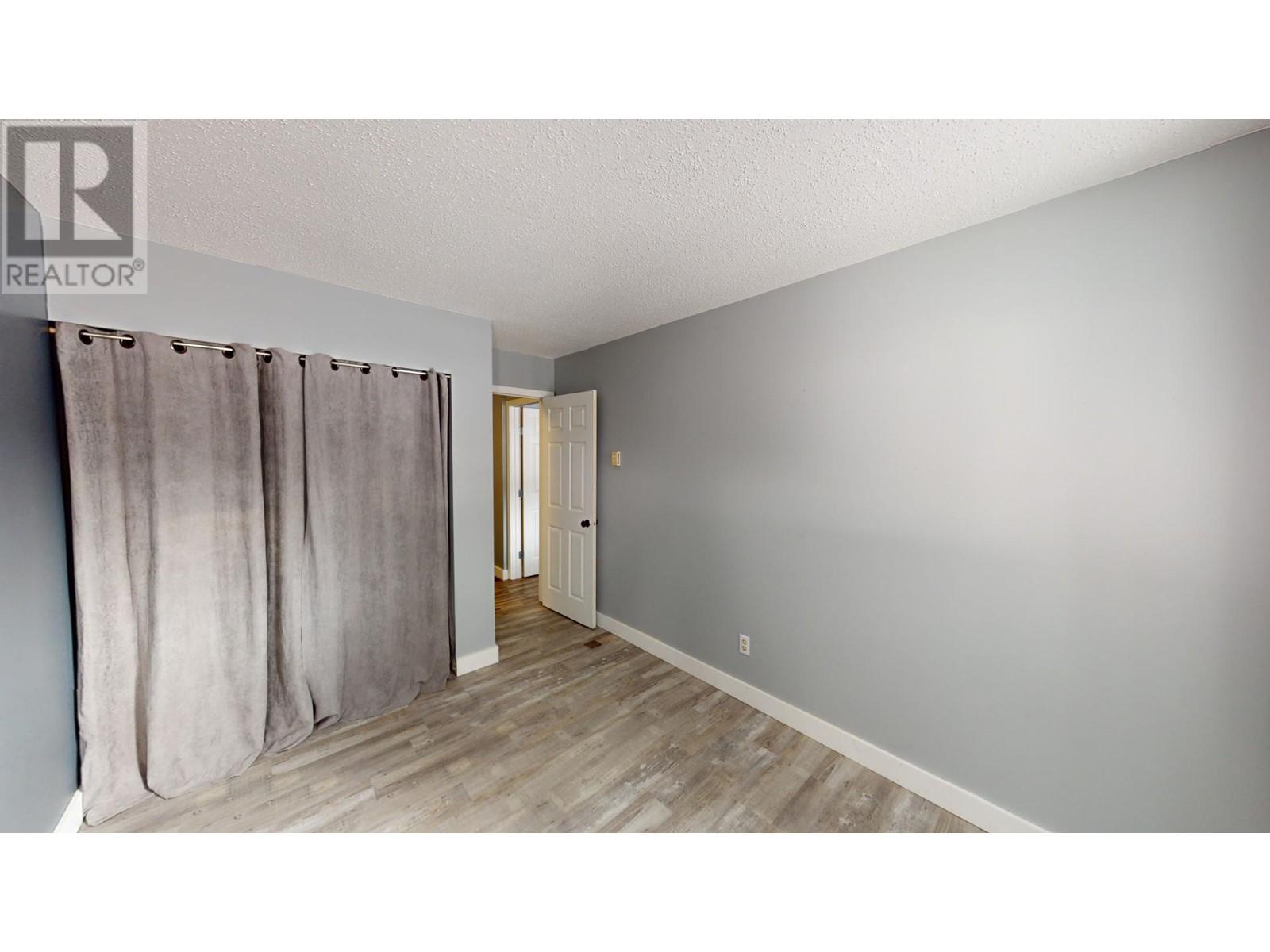 775 Balmer Crescent Unit# 102, Elkford, British Columbia  V0B 1H0 - Photo 16 - 10331087