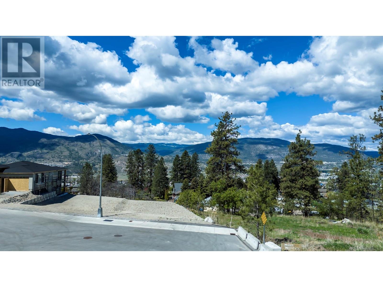 2821 Evergreen Drive, Penticton, British Columbia  V2A 7T1 - Photo 11 - 10332715