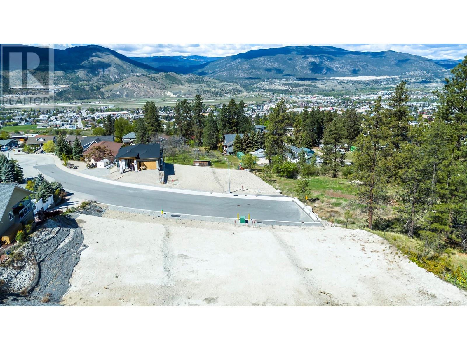 2820 Evergreen Drive, Penticton, British Columbia  V2A 7T1 - Photo 6 - 10332714