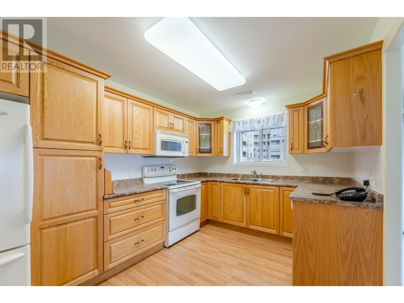 2285 Atkinson Street Unit# 502, Penticton, British Columbia  V2A 8R7 - Photo 6 - 10332486