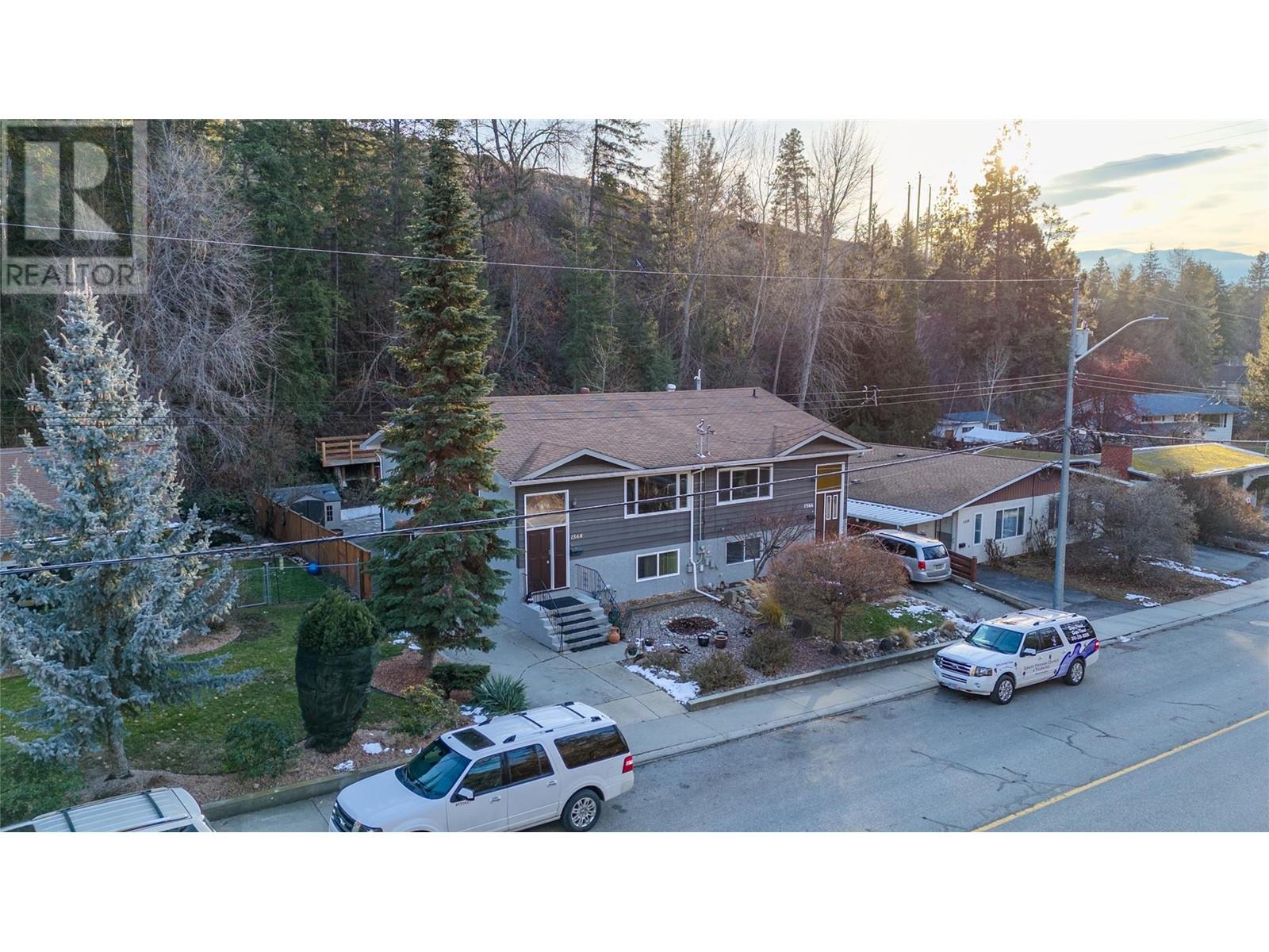 1568 Penticton Avenue, Penticton, British Columbia  V2A 8N7 - Photo 42 - 10332818