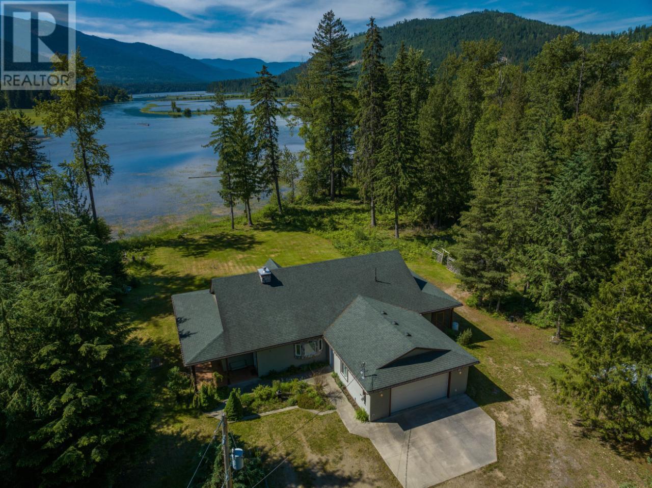 8798 Gravel Pit Road, Slocan, British Columbia  V0G 2C0 - Photo 6 - 10332700