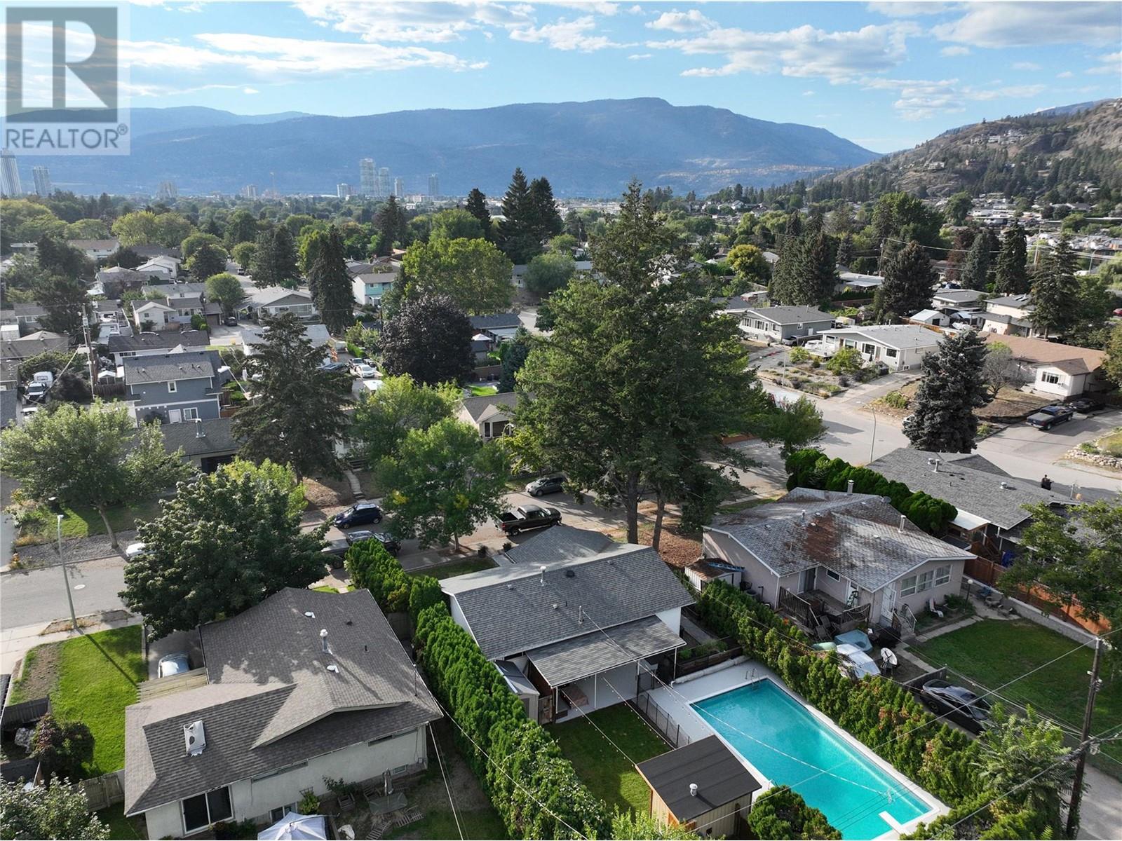 1397 Braemar Street, Kelowna, British Columbia  V1Y 3X4 - Photo 1 - 10332862