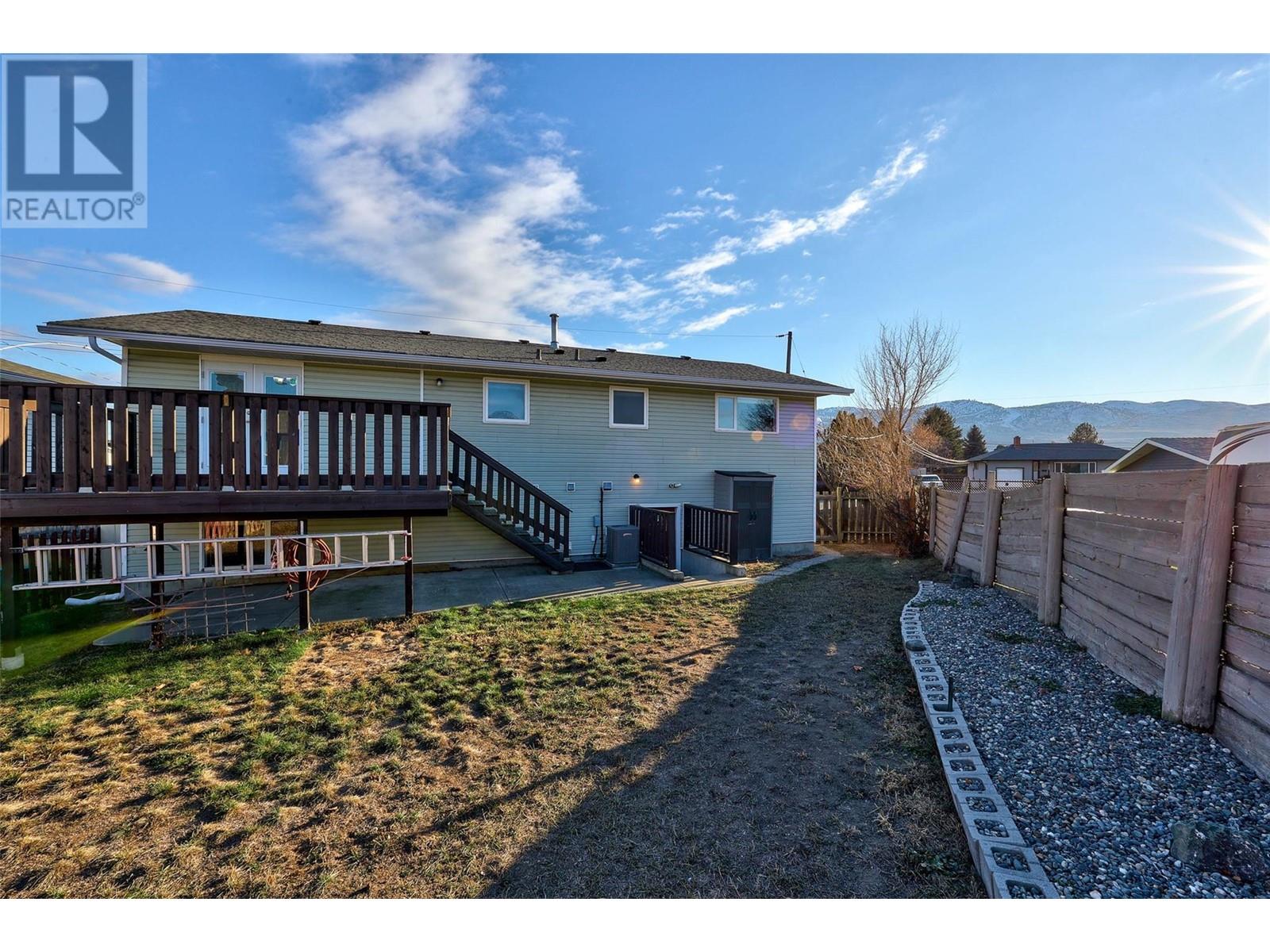 2298 Bossert Avenue, Kamloops, British Columbia  V2B 8H5 - Photo 28 - 10332791