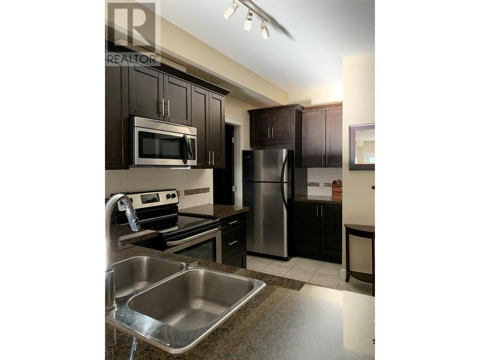 2799 Clapperton Avenue Unit# 205, Merritt, British Columbia  V1K 1A2 - Photo 4 - 10332920