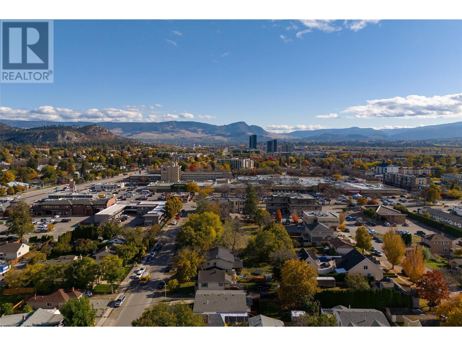 1025 & 1033/1035 Laurier Avenue, Kelowna, British Columbia  V1Y 6B2 - Photo 8 - 10332853