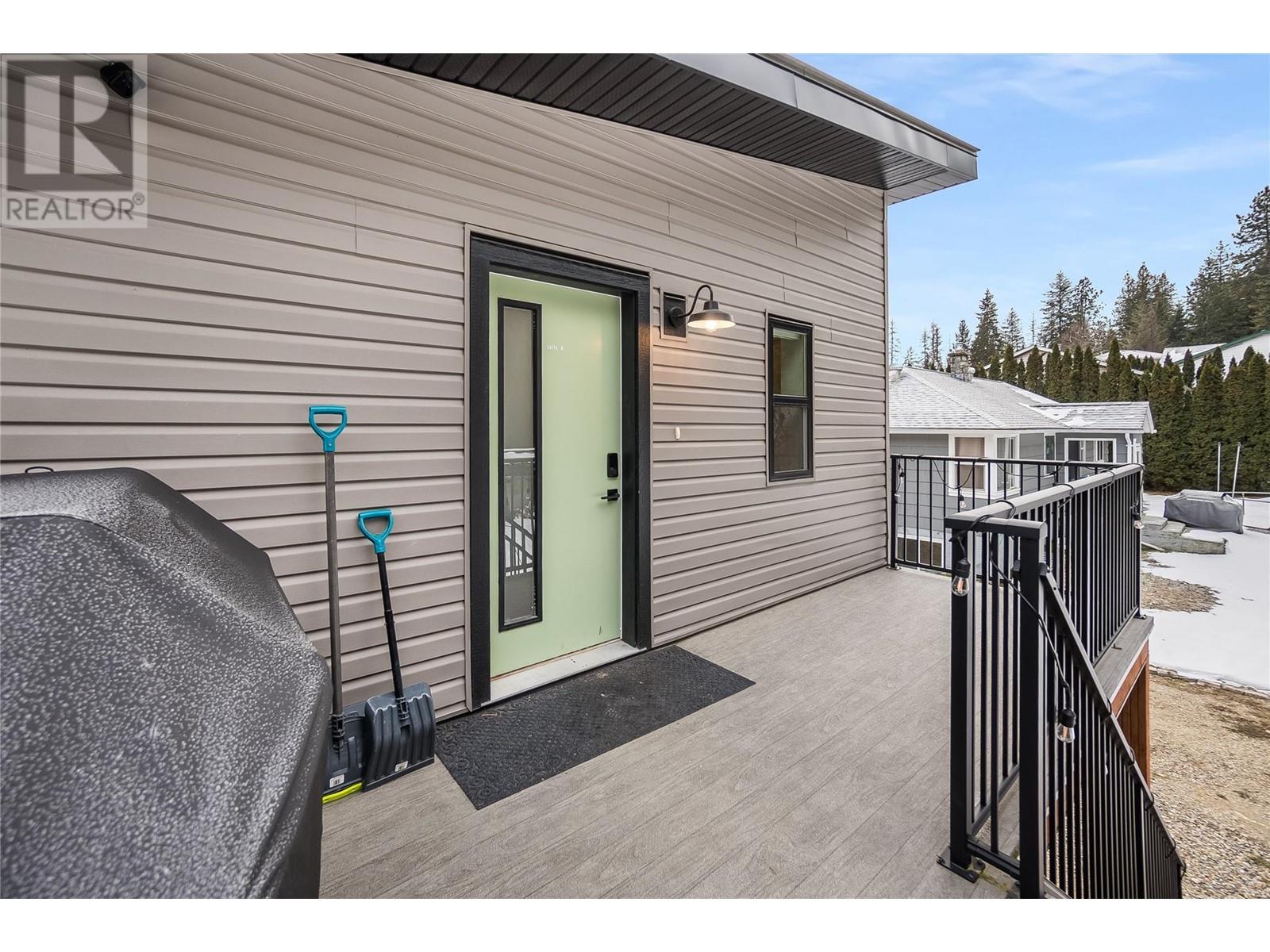 2904 9th Avenue, Castlegar, British Columbia  V1N 2Z1 - Photo 41 - 10332851