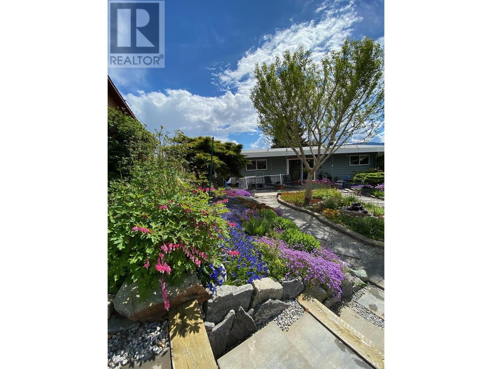 199 Walden Crescent, Penticton, British Columbia  V2A 1R8 - Photo 42 - 10333376