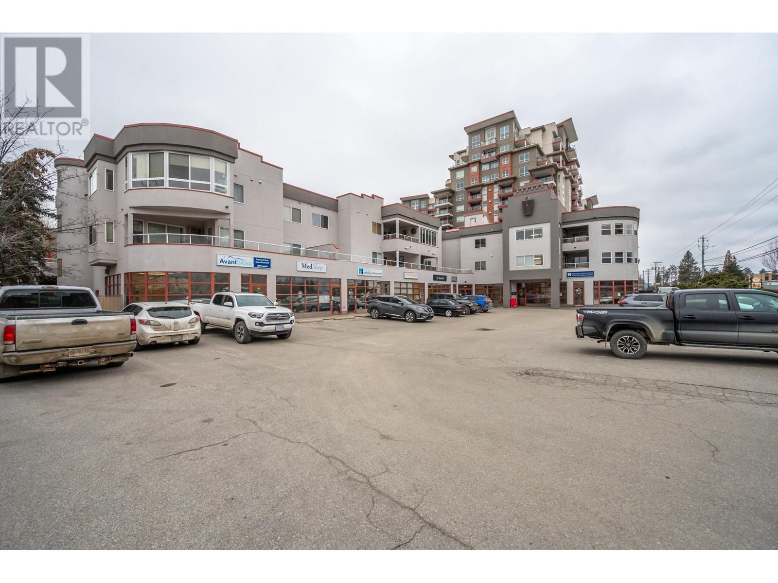 3310 Skaha Lake Road Unit# 208, Penticton, British Columbia  V2A 6G4 - Photo 1 - 10334086