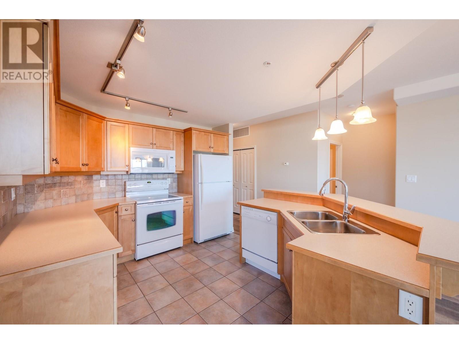 100 Lakeshore Drive Unit# 515, Penticton, British Columbia  V2A 1B6 - Photo 23 - 10334089