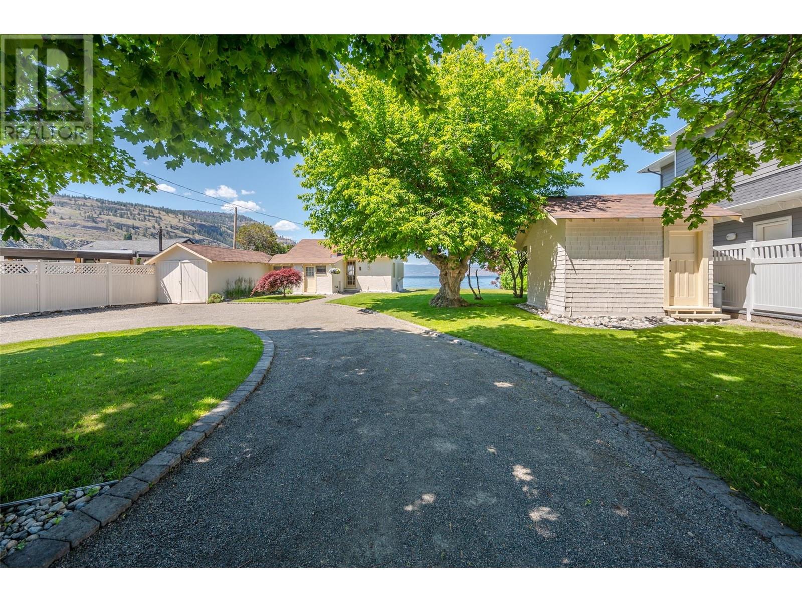 19235 Lakeshore Drive N, Summerland, British Columbia  V0H 1Z6 - Photo 4 - 10333946