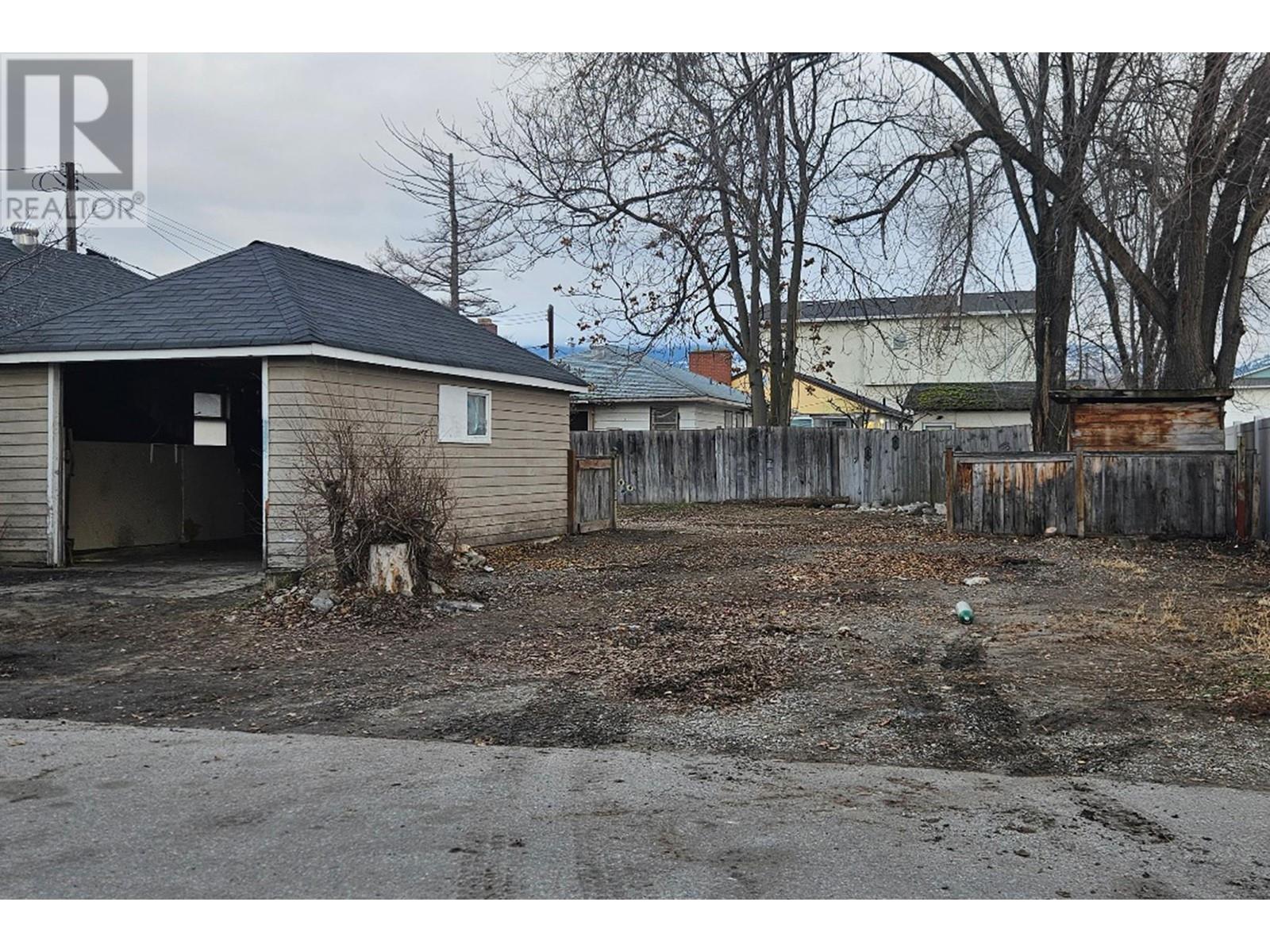 794 Kamloops Avenue, Penticton, British Columbia  V2A 2J4 - Photo 7 - 10334101