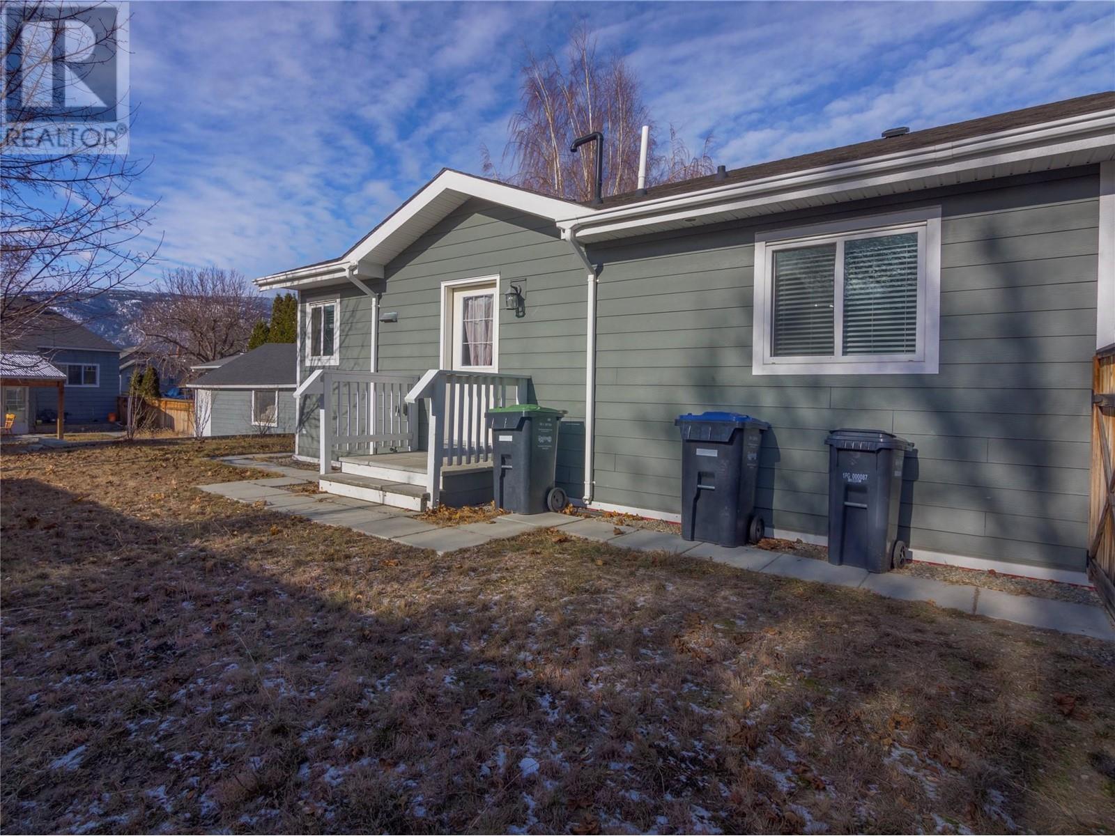 678 Latimer Street, Penticton, British Columbia  V2A 5R6 - Photo 41 - 10334687