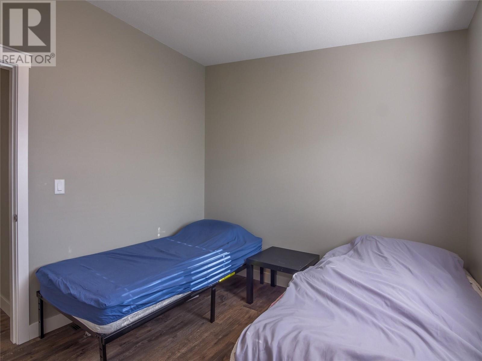 678 Latimer Street, Penticton, British Columbia  V2A 5R6 - Photo 53 - 10334687