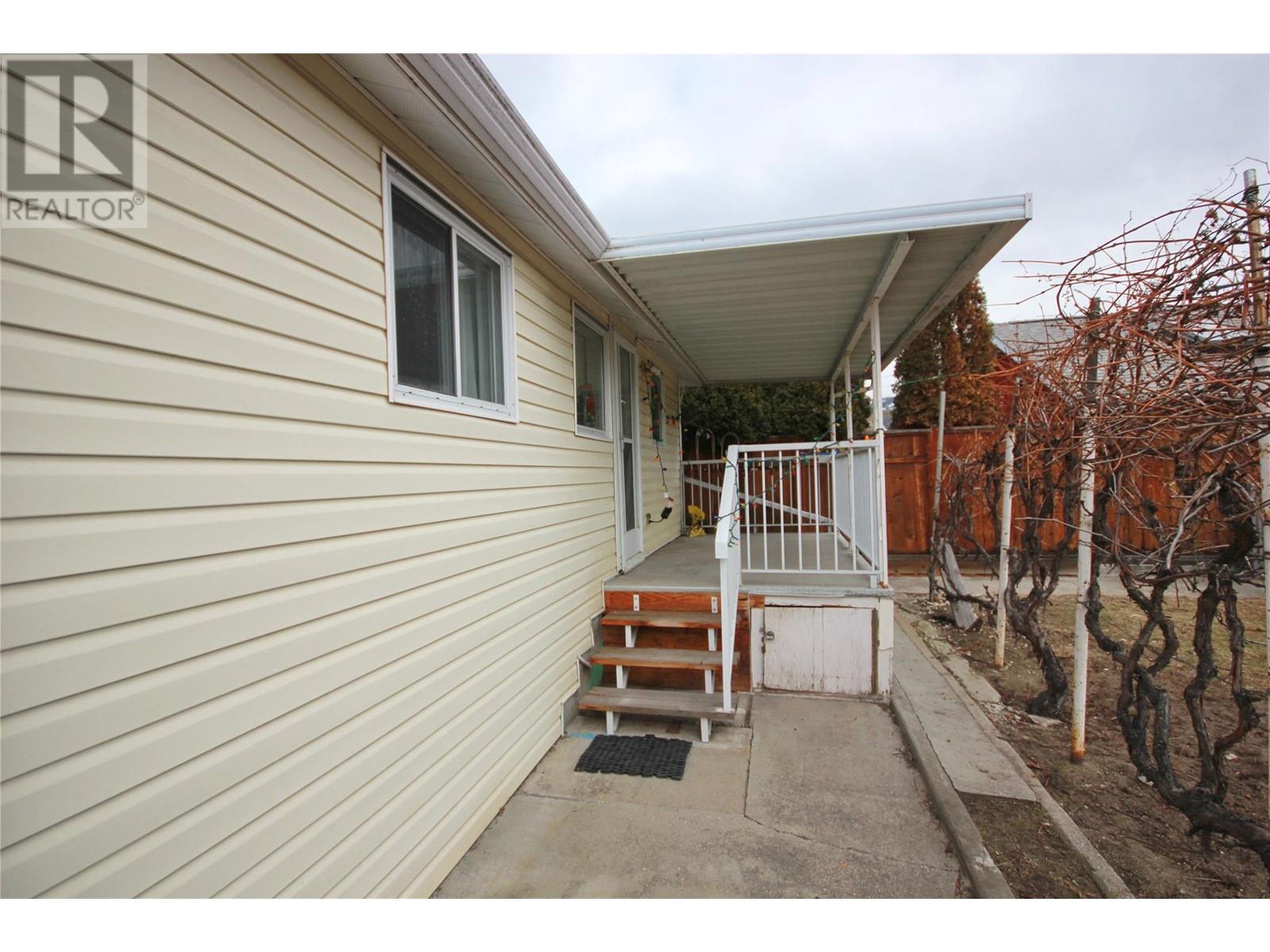 394 Wade Avenue W, Penticton, British Columbia  V2A 1V1 - Photo 41 - 10334403