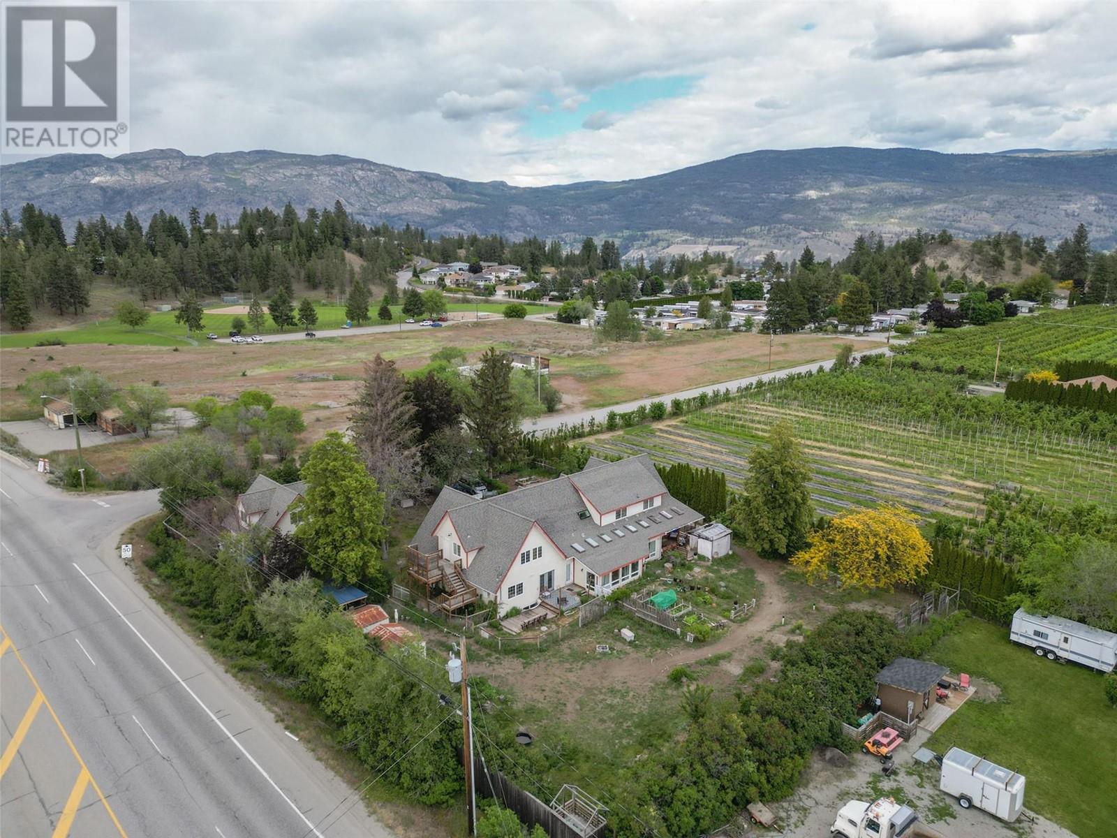 9509 Steuart Street, Summerland, British Columbia  V0H 1Z6 - Photo 1 - 10333315