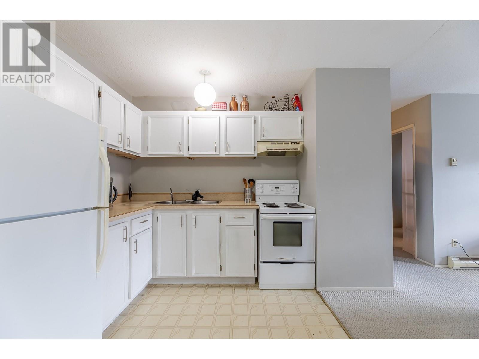 150 Skaha Place Unit# 210, Penticton, British Columbia  V2A 7K1 - Photo 15 - 10334859