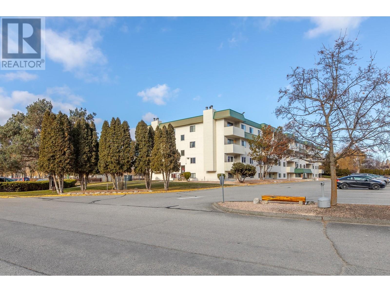 150 Skaha Place Unit# 210, Penticton, British Columbia  V2A 7K1 - Photo 3 - 10334859