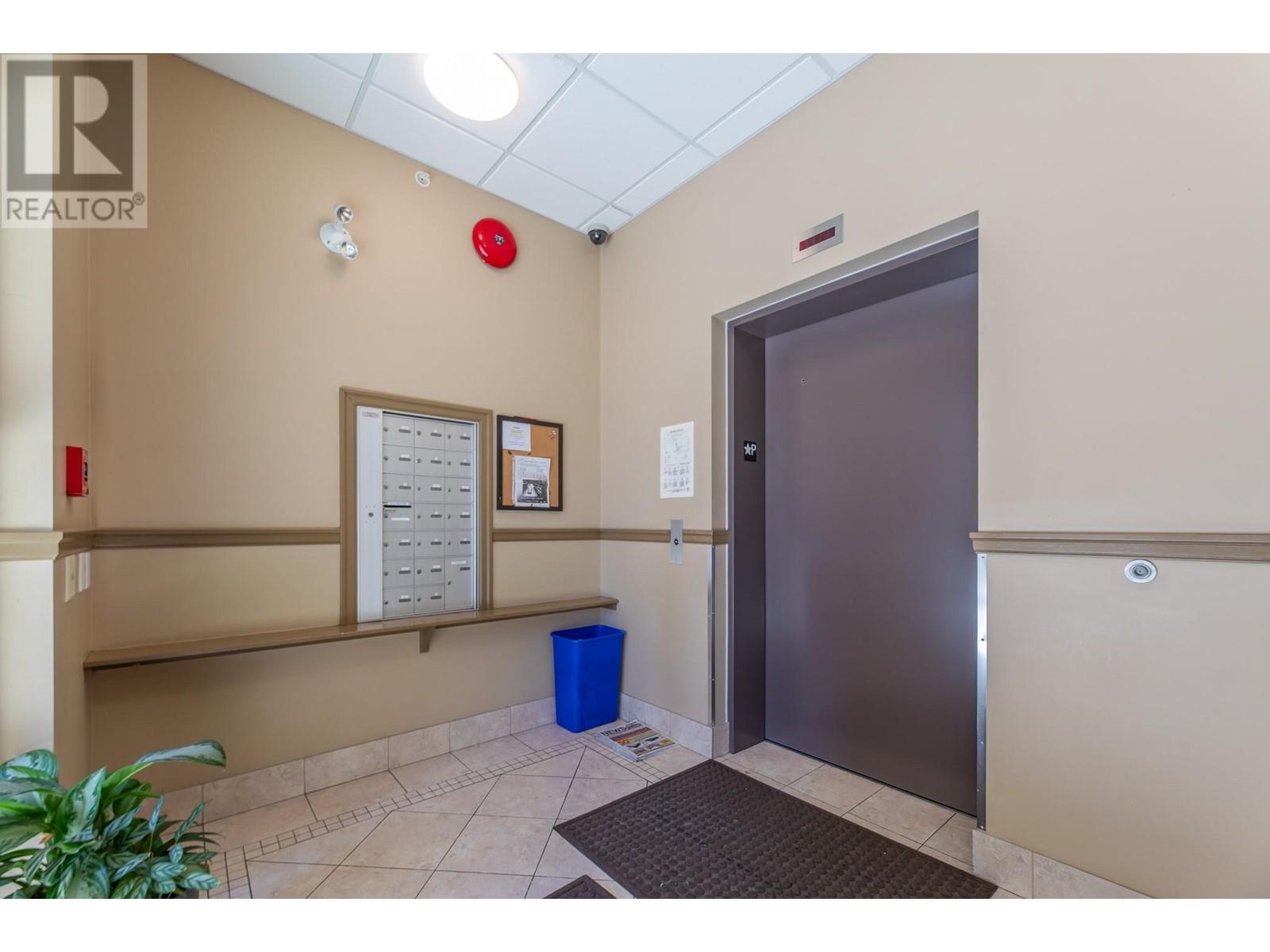 3589 Skaha Lake Road Unit# 404, Penticton, British Columbia  V2A 7K2 - Photo 5 - 10335239