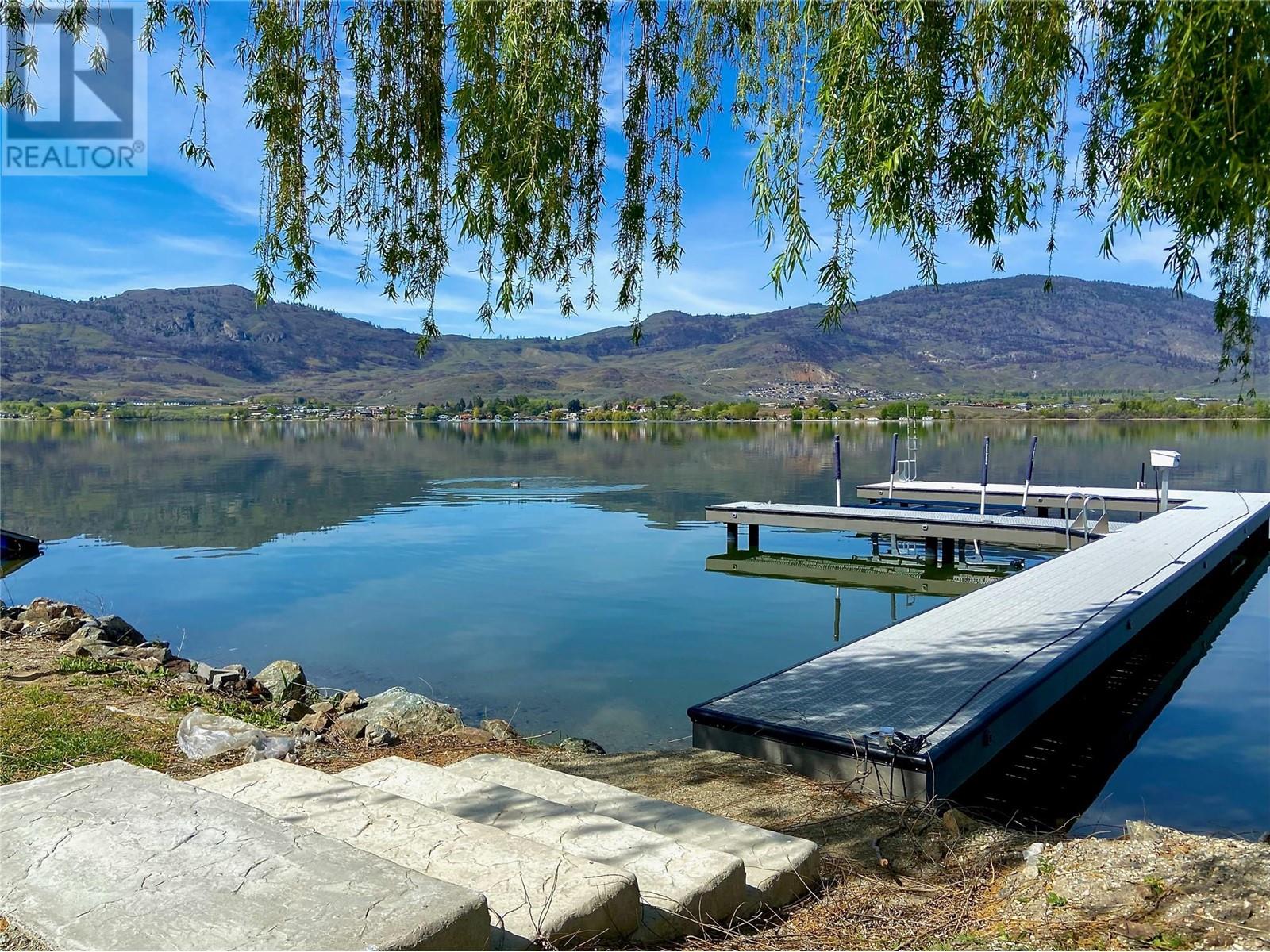 2414 Lakeshore Drive, Osoyoos, British Columbia  V0H 1V6 - Photo 3 - 10335425