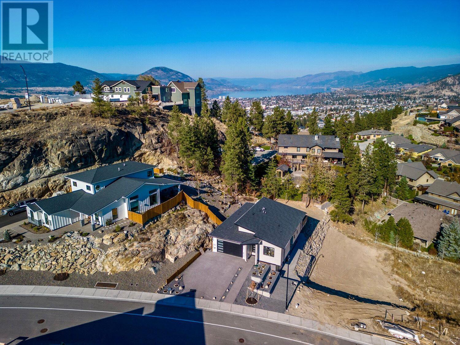 3271 Evergreen Drive, Penticton, British Columbia  V2A 9A9 - Photo 38 - 10335745