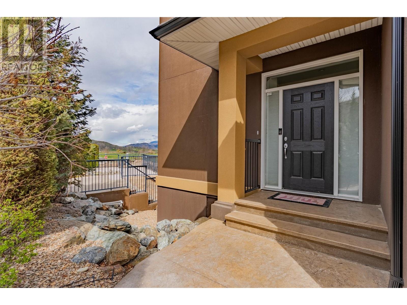 4215 Pebble Beach Drive, Osoyoos, British Columbia  V0H 1V3 - Photo 4 - 10335678