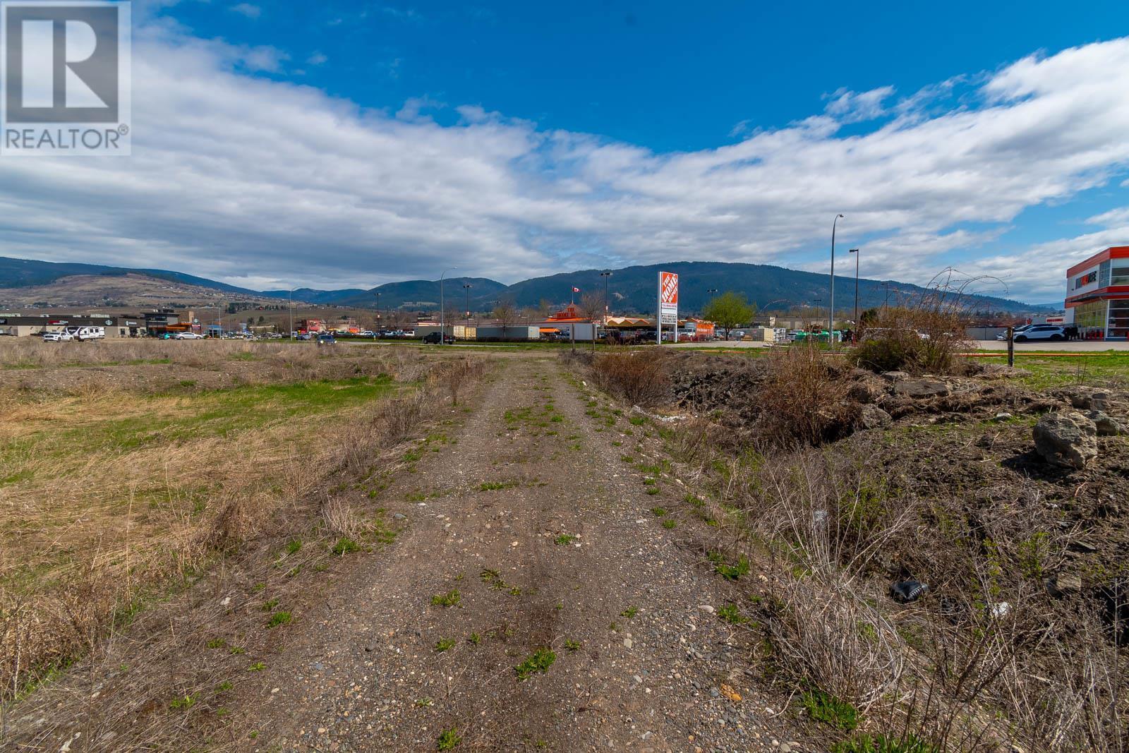5480 Anderson Way, Vernon, British Columbia  V1T 9V2 - Photo 6 - 10336043