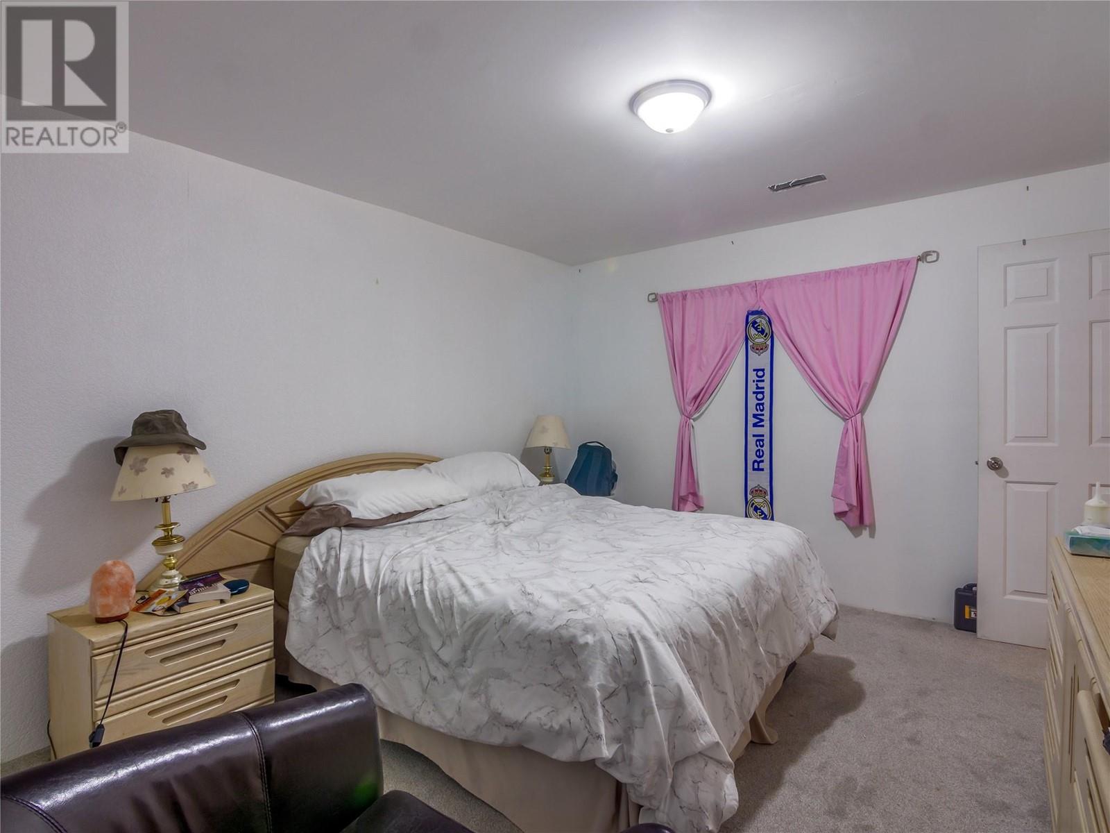 969 Westminster Avenue E, Penticton, British Columbia  V2A 7P1 - Photo 28 - 10335342