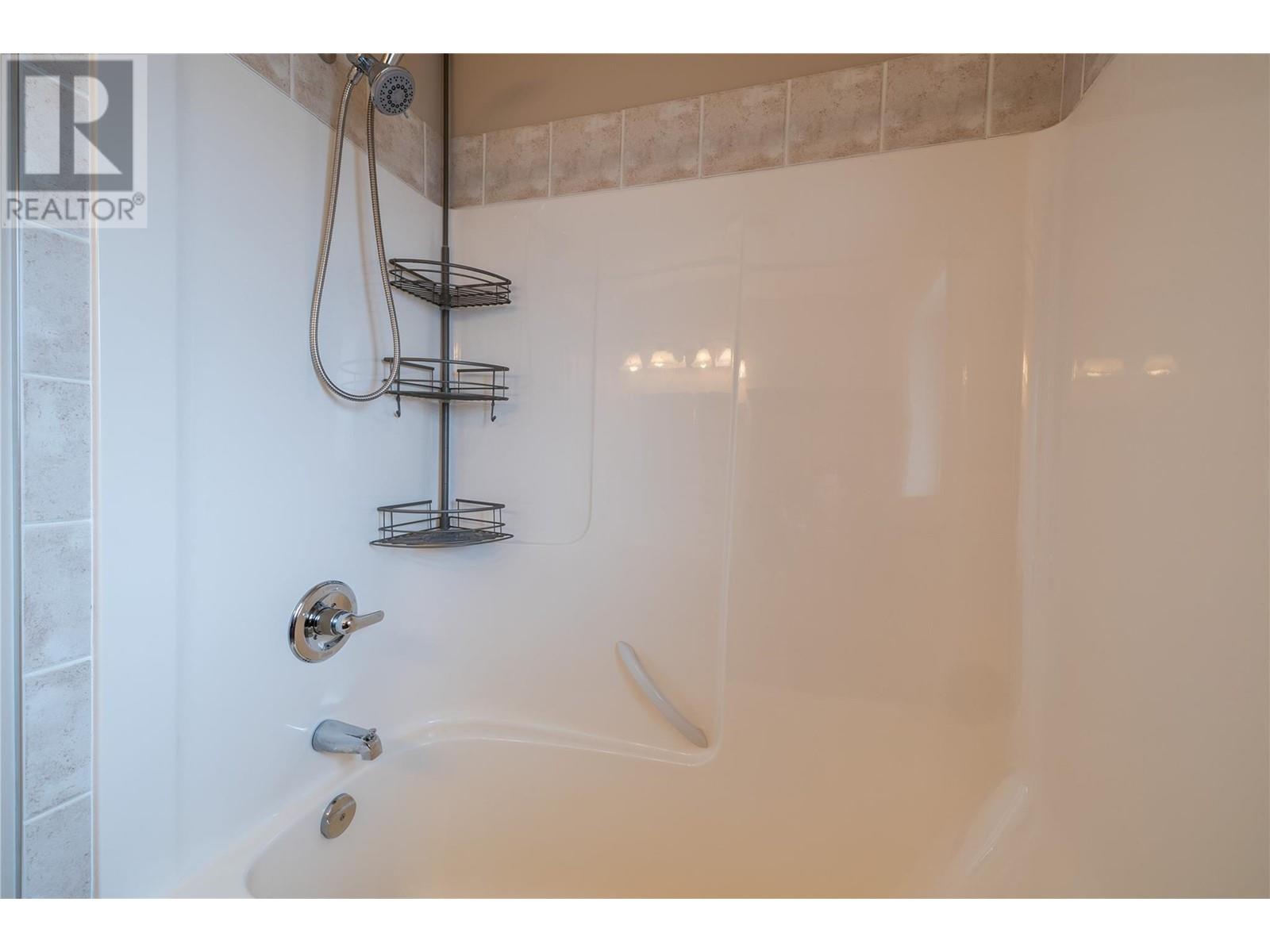 1129 Crestline Street, Kamloops, British Columbia  V2B 5Y5 - Photo 30 - 10336165
