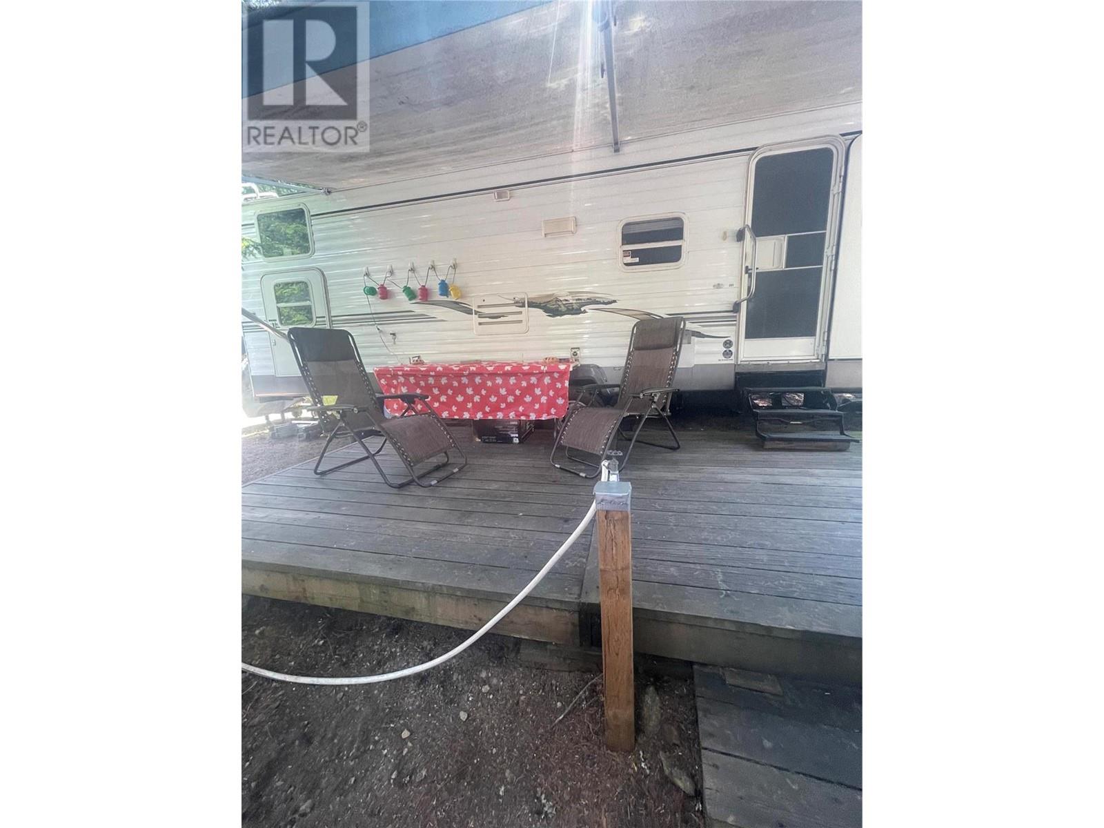 3499 Luoma Road Unit# 36, Malakwa, British Columbia  V0E 2J0 - Photo 11 - 10336242