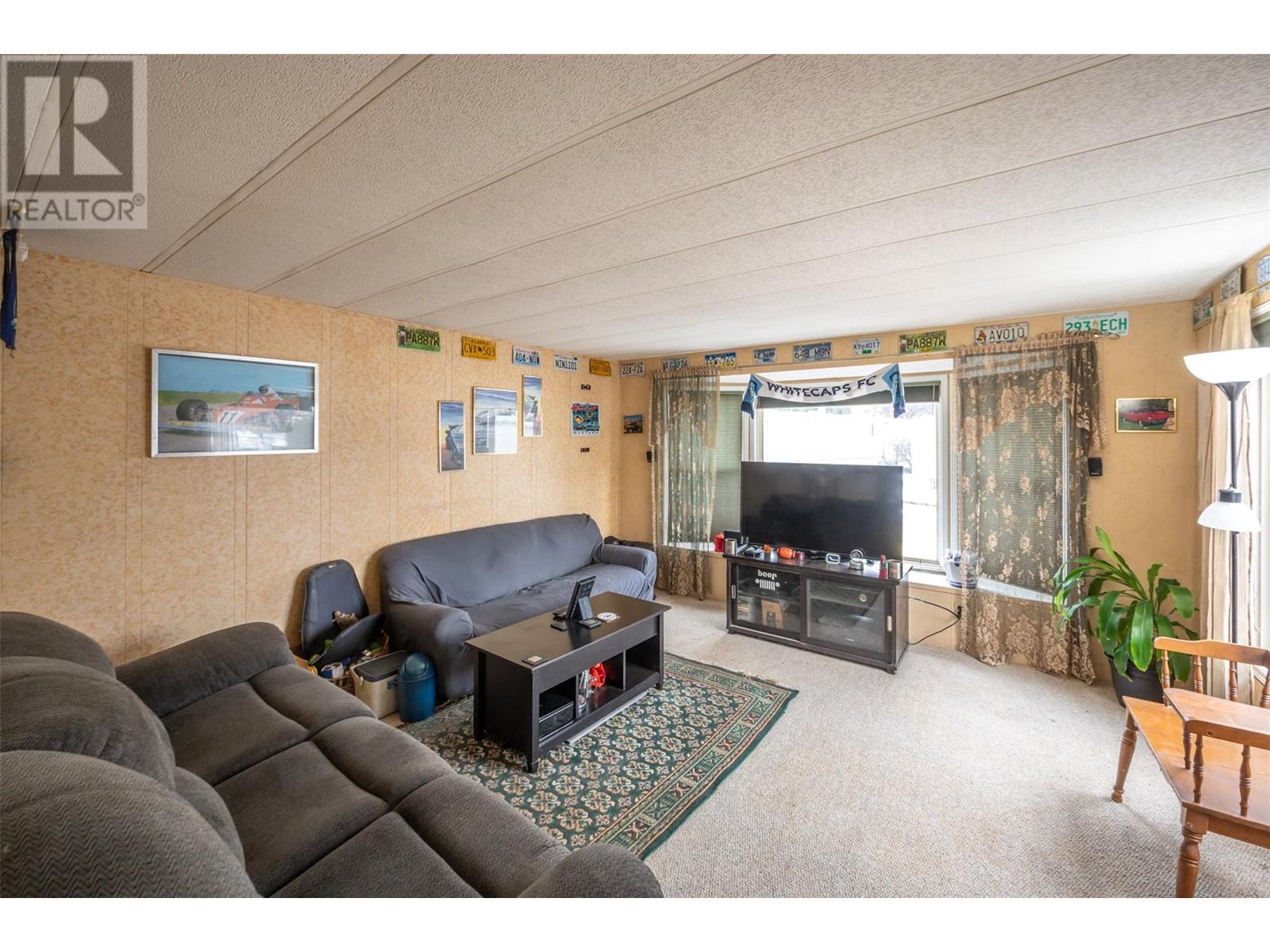 98 Okanagan Avenue E Unit# 112, Penticton, British Columbia  V2A 3J5 - Photo 2 - 10336270